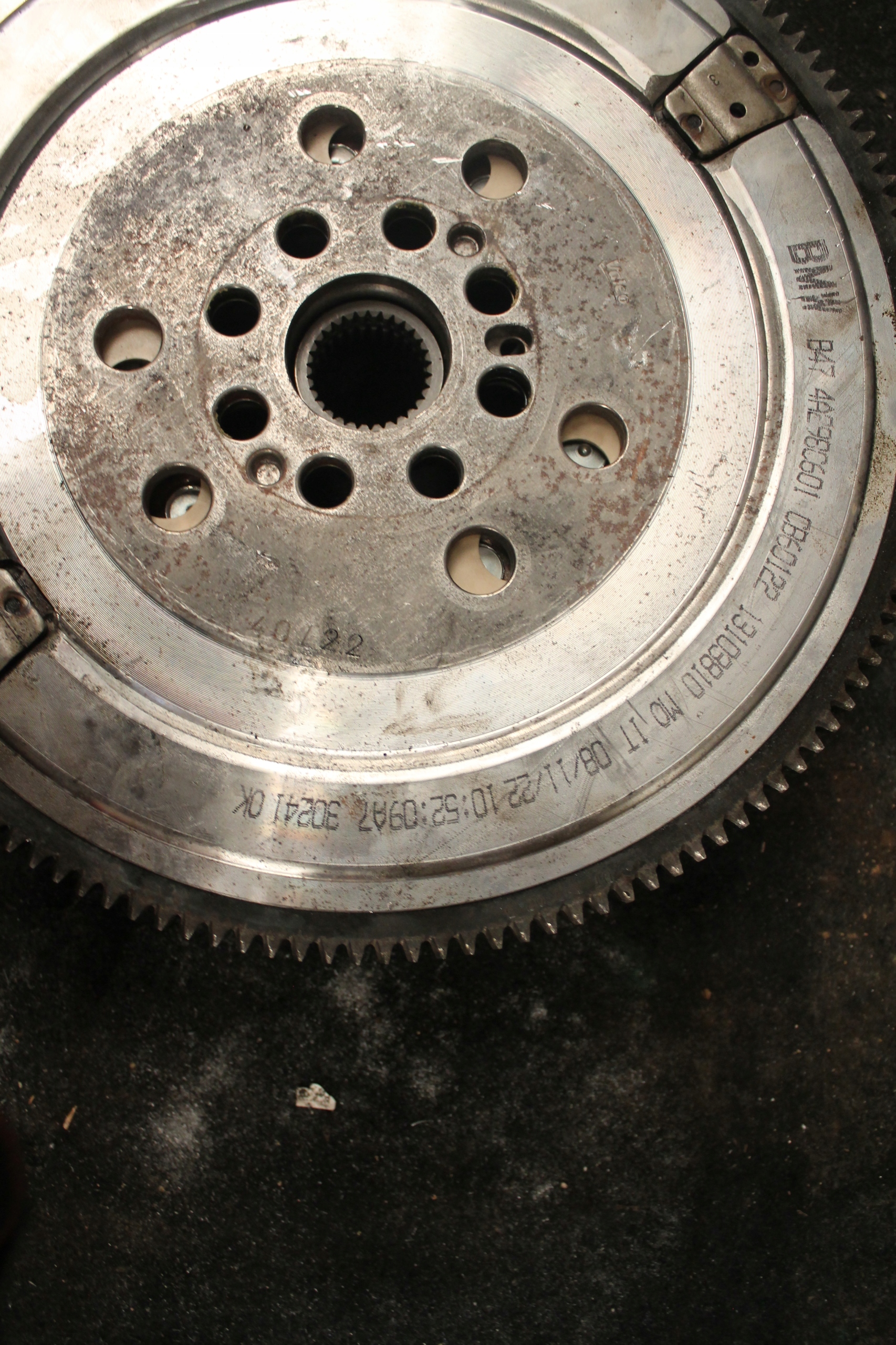 1184. wheel flywheel BMW B47 4A298C601 CB60122