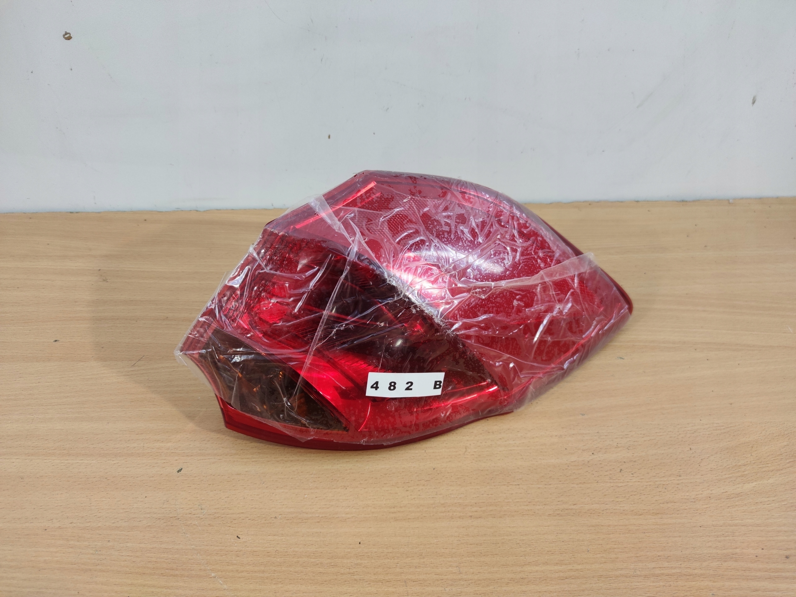 KIA CEED II 2 HB right light rear part new IDEALNA RH