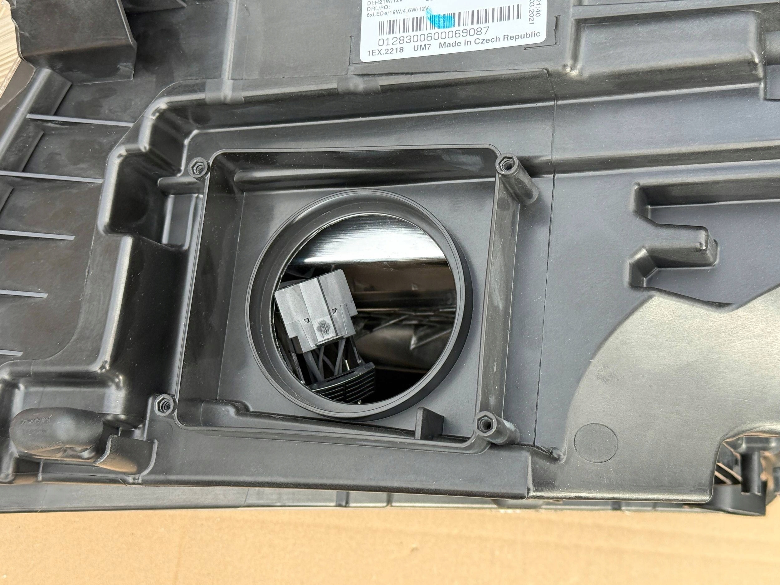 MAN TGE 2017-2022 light right front FULL LED 7C1941036C