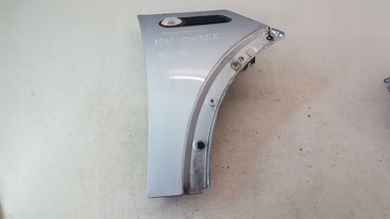 fender right front front Mini Cooper R50 900/7