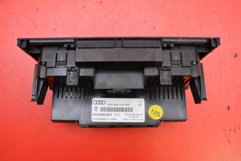 control panel air conditioning devices KLIMY 8P08200435PR AUDI A3 8P 03-05
