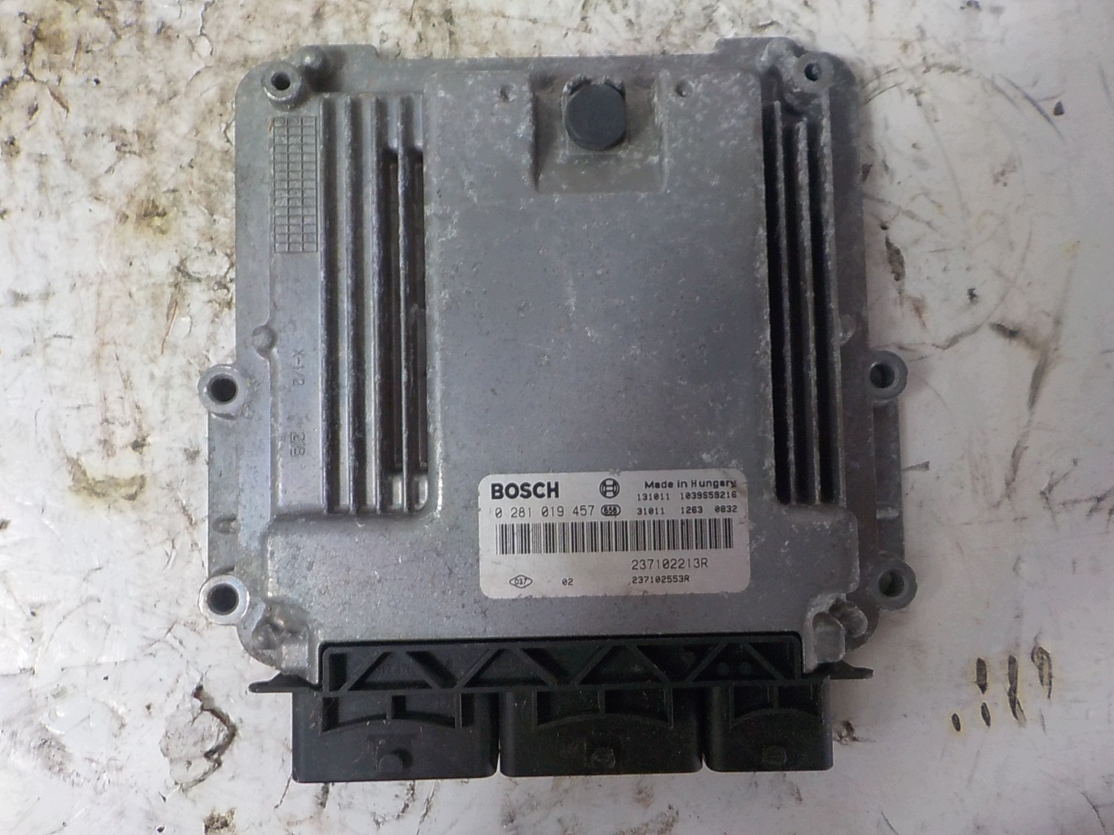 DACIA LODGY computer control unit 0281019457 237102213R