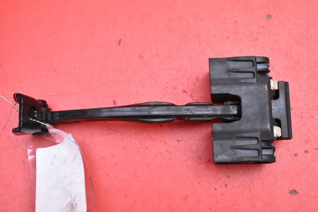 limiter door right front 7197826 BMW F07 09-13