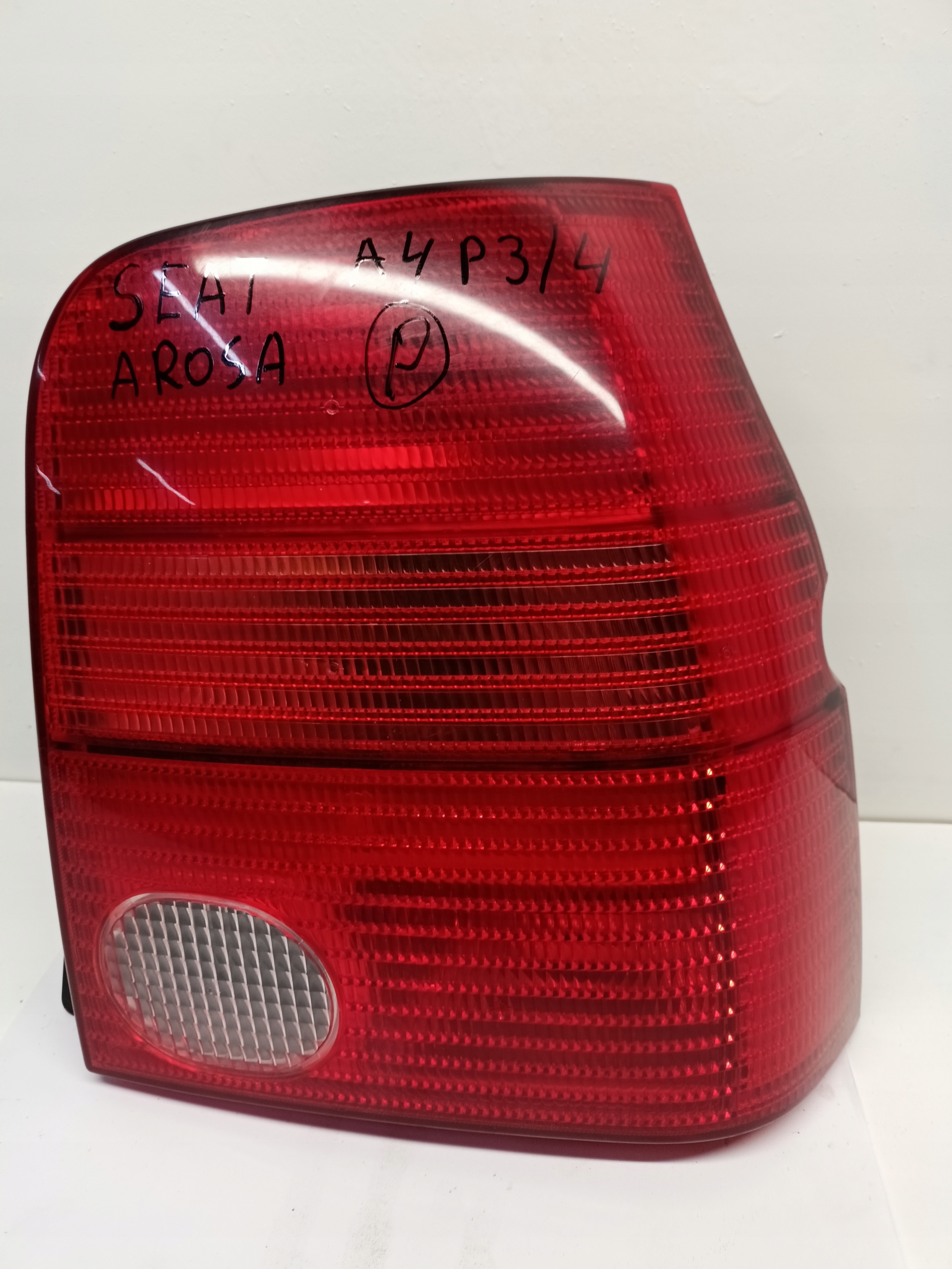 light rear right Seat Arosa D38020748