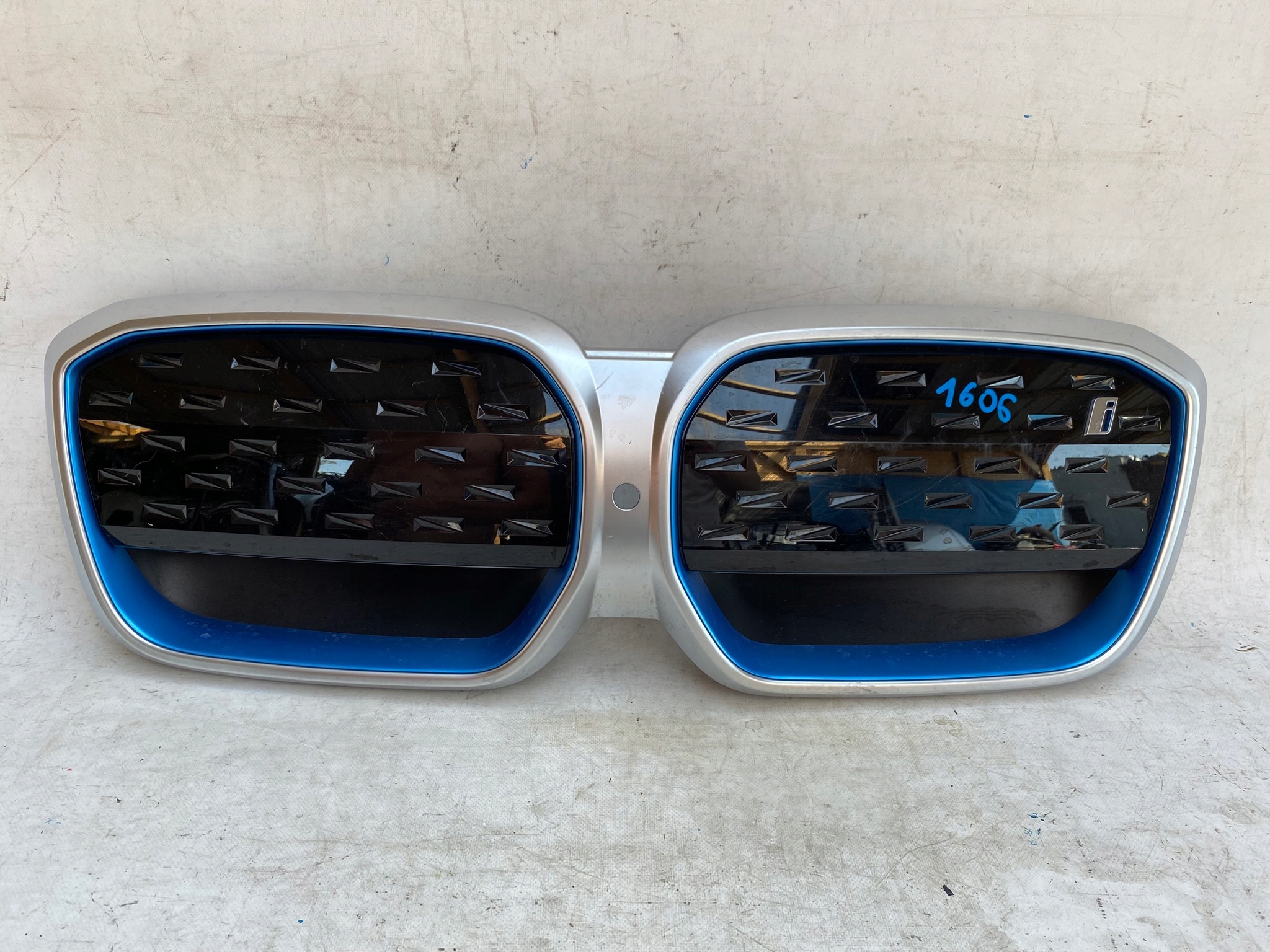 BMW IX3 G08 20- grill grille PDC 9881798