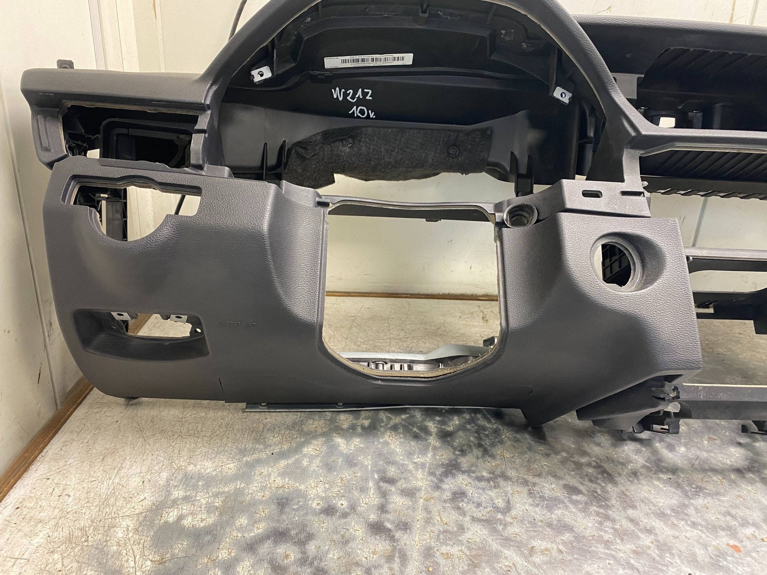 MERCEDES E W212 originál console dashboard airbag airbag 21268023879
