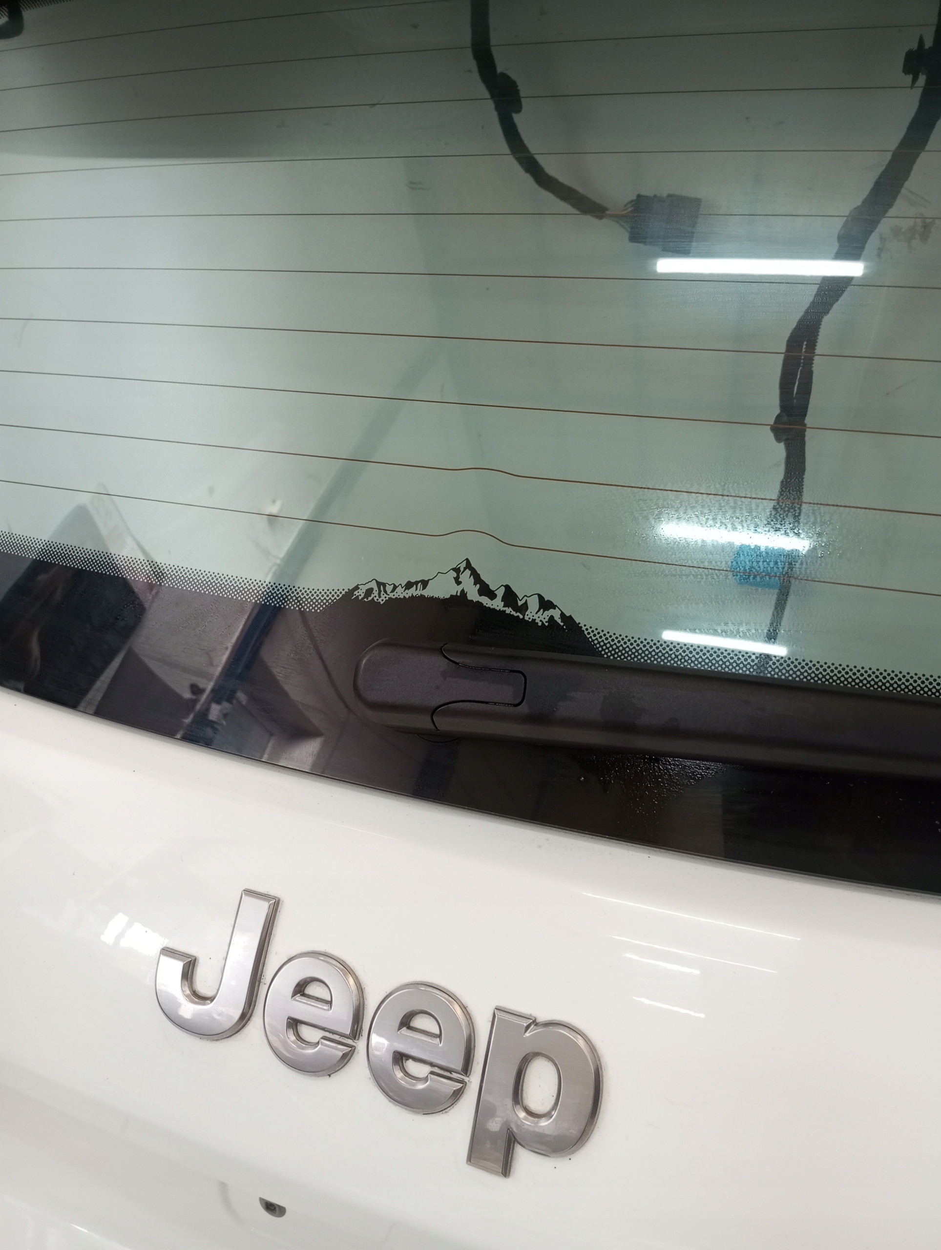 Heckklappe JEEP AVENGER 24R