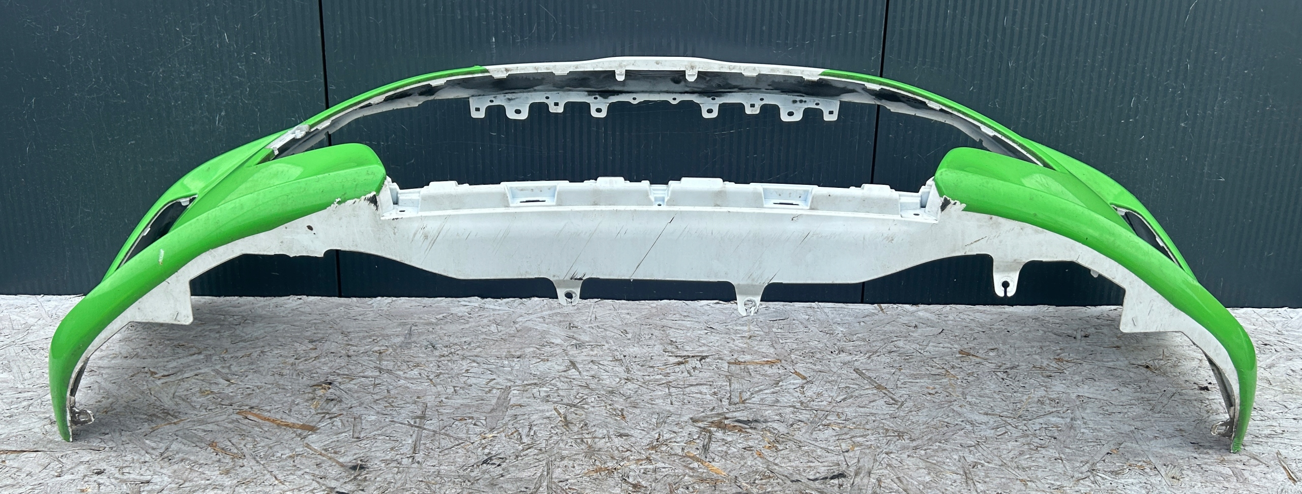 bumper front front TOYOTA YARIS IV 20