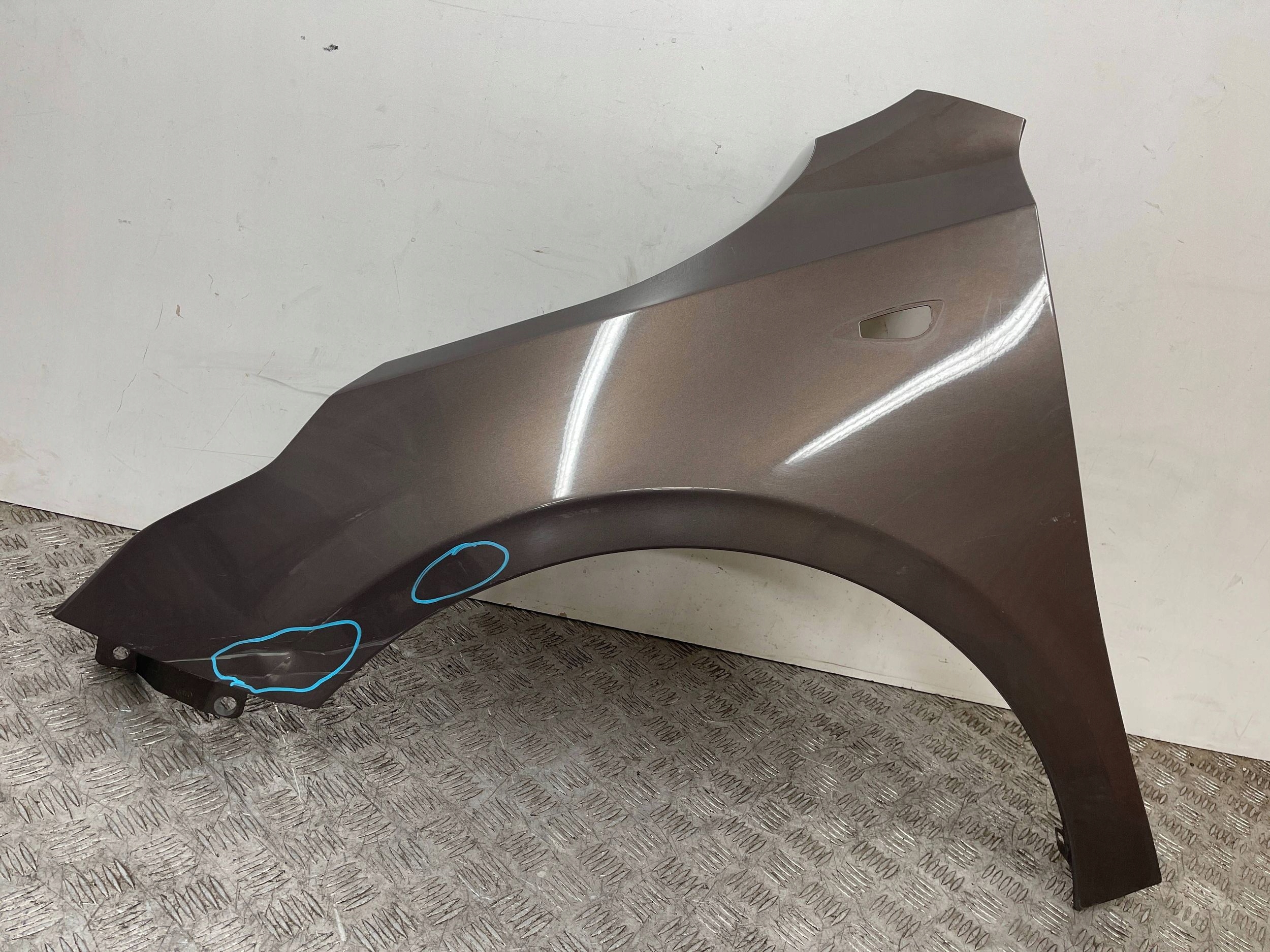 fender front front left KIA CEED 3 III 18