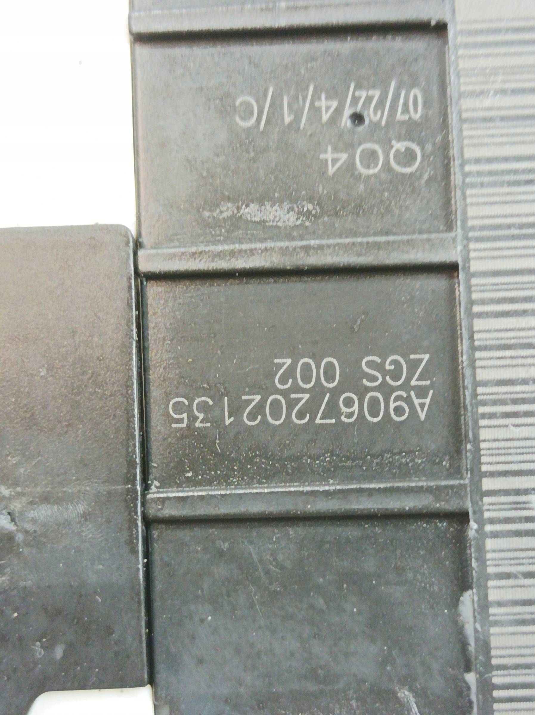 lock door left front 9067202135 VW Volkswagen Crafter and (2006- )