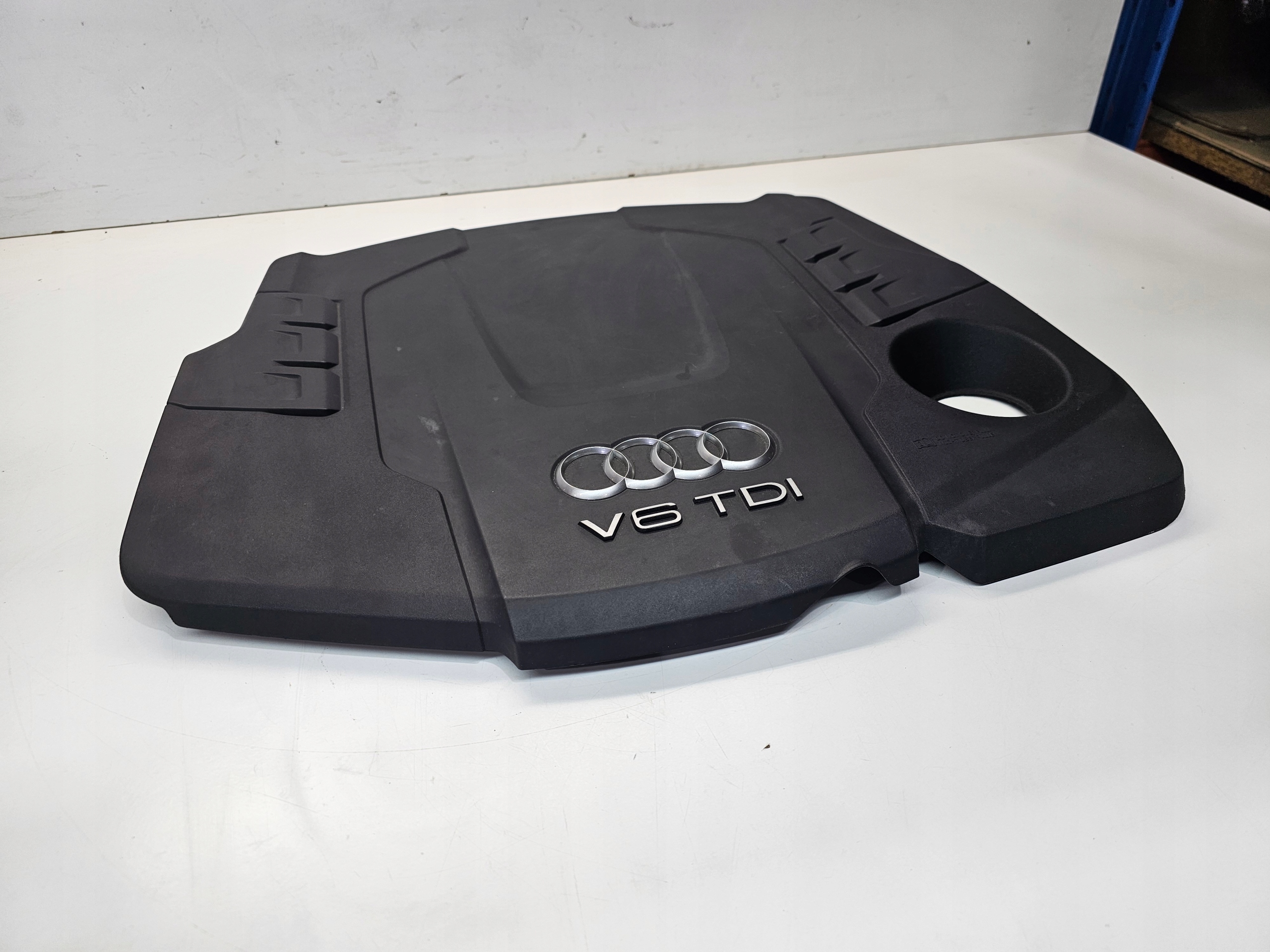 fedél motorfedél AUDI A6 C7 A7 3.0 TDI 059103925CE