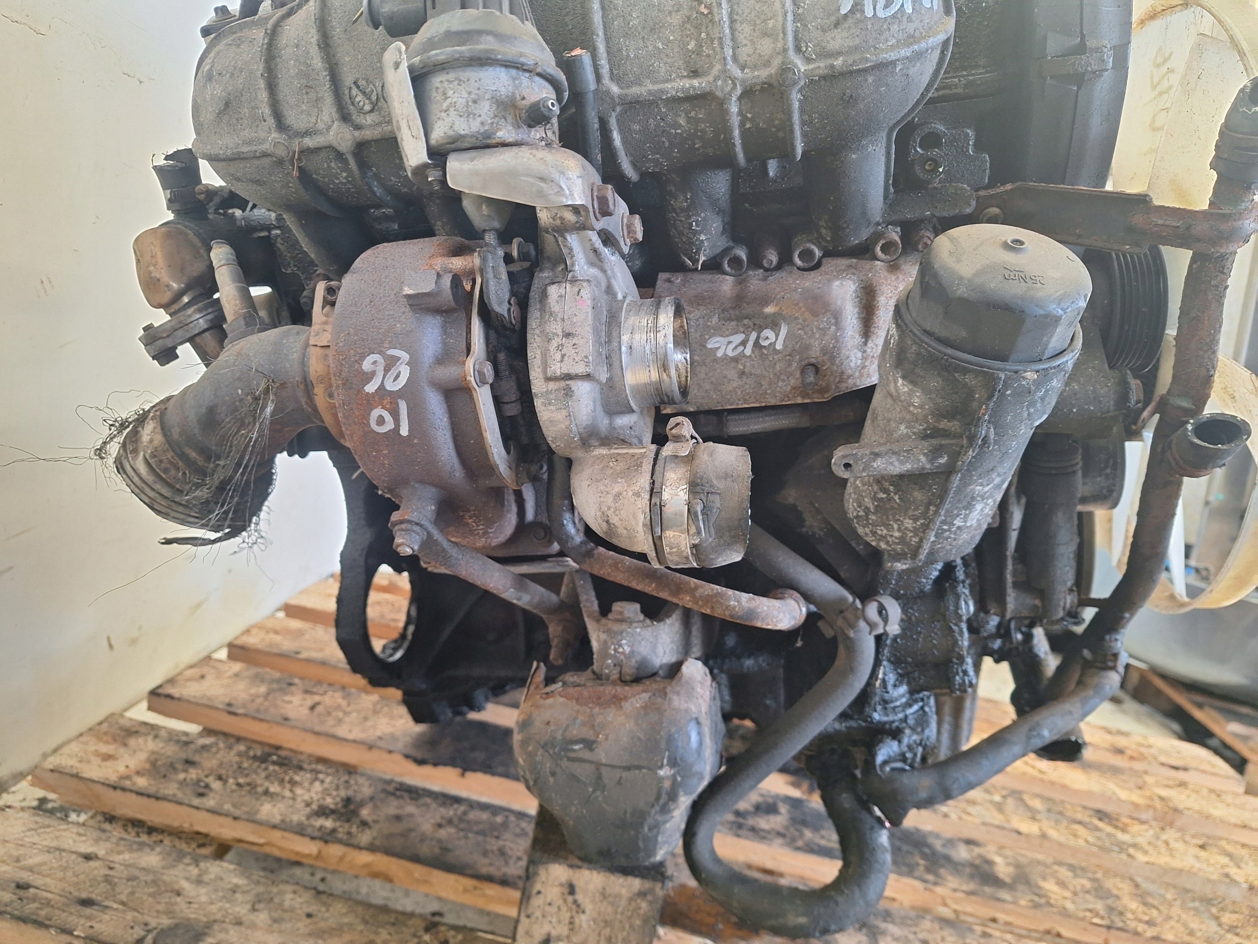 VOLKSWAGEN CRAFTER 09-11 engine 2.5 CEB EURO 4 !FILM!