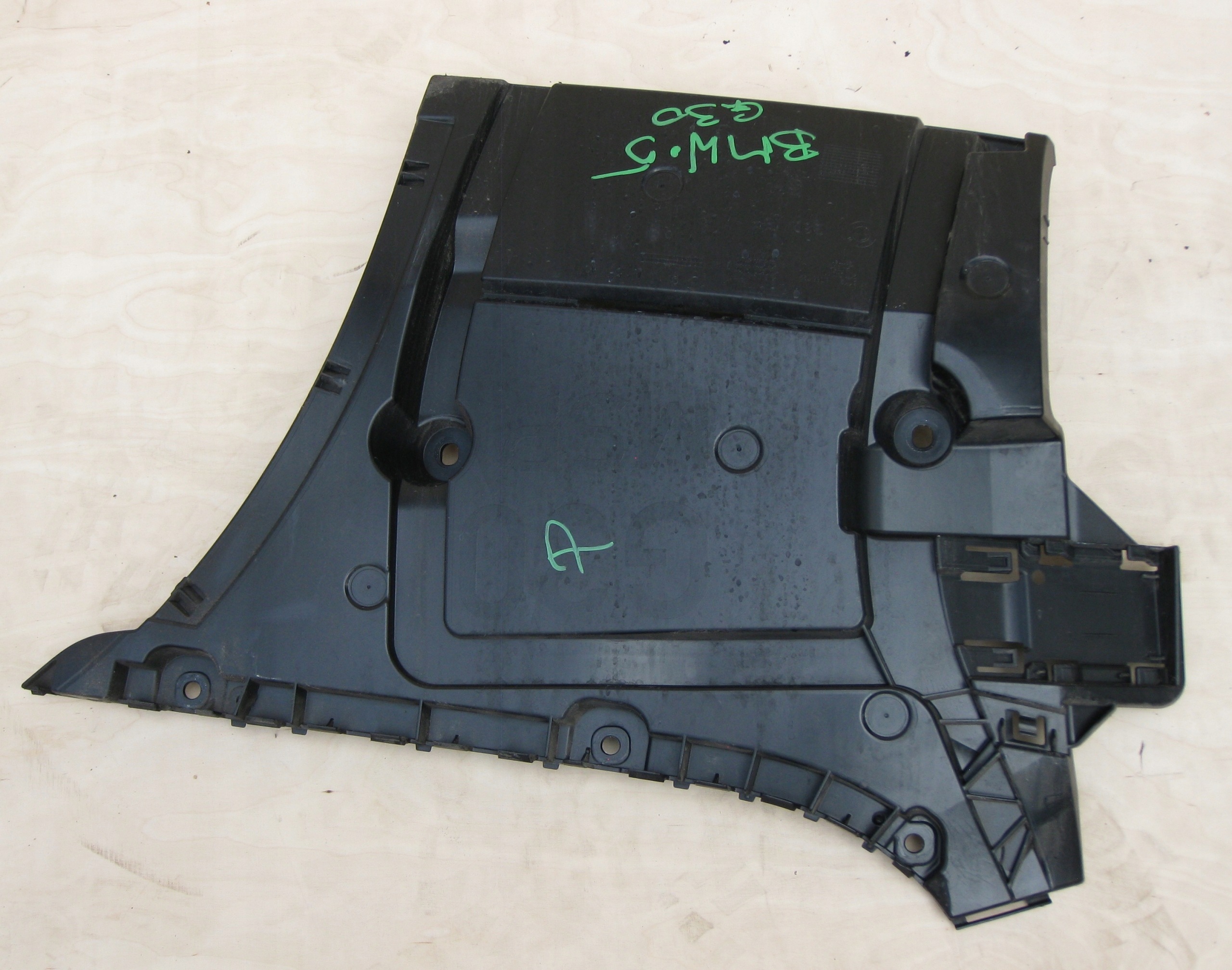 BMW 5 G30 3.0D 19R m-packet bumper bracket right rear part 8066722