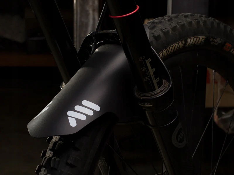 Przedni Błotnik Rowerowy 26 27.5 29 AMS - Czarno Biały Waga 39 g