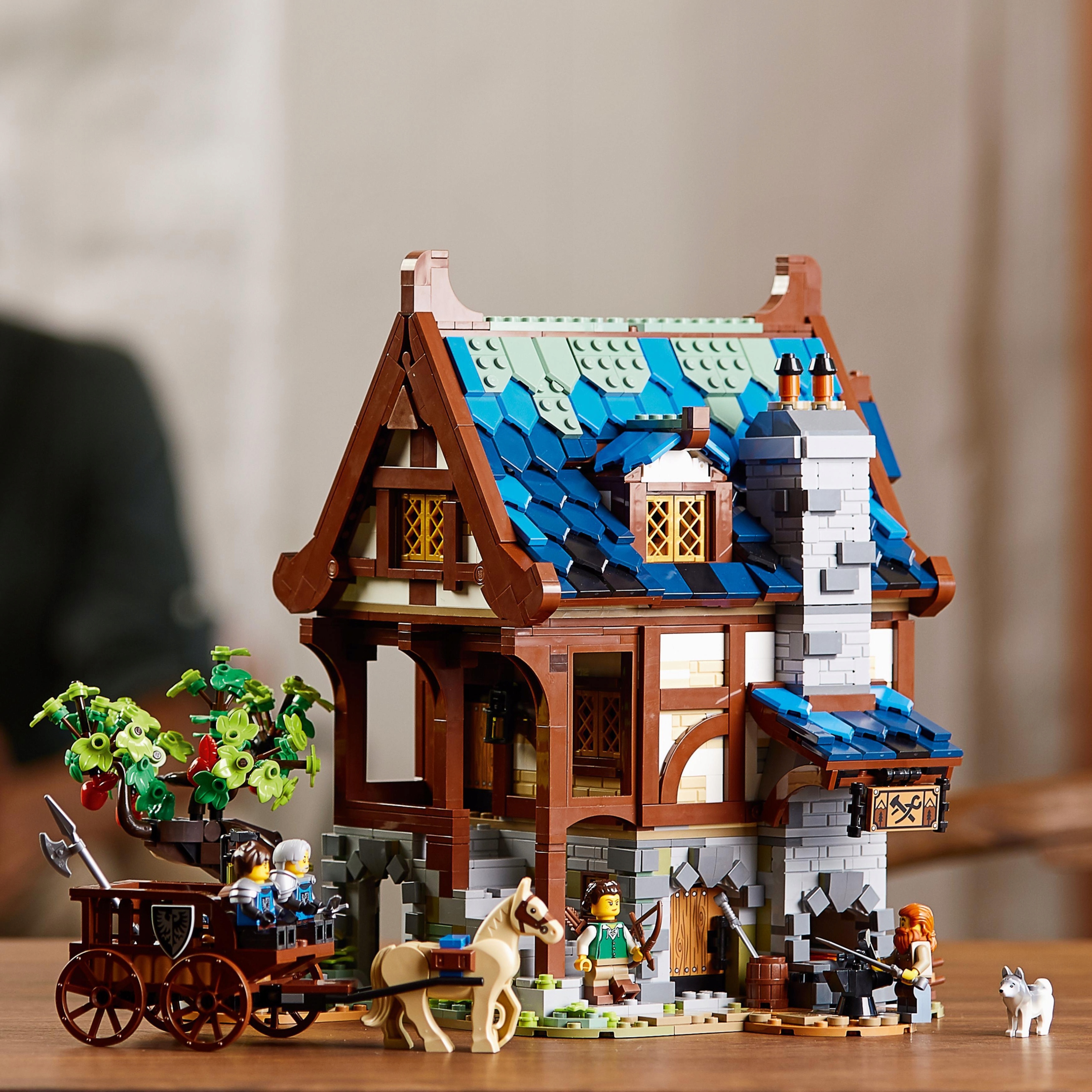LEGO Ideas Medieval Forge 21325 Детям от 18 лет