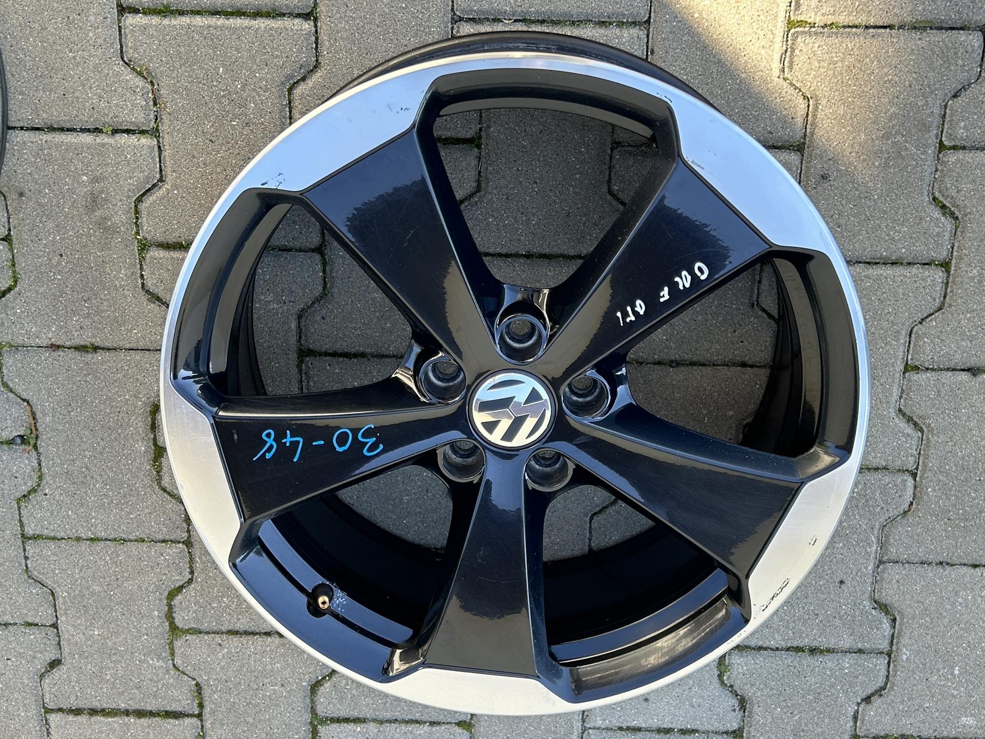 disk hliníkový disk 19 VOLKSWAGEN GOLF VI 2008-2012 5K0601025AB