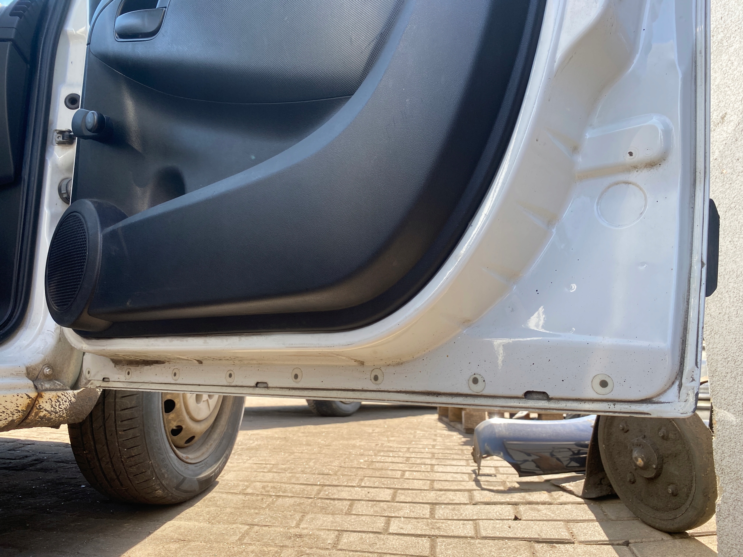 Peugeot Bipper 07-17 door right front front kod lakieru EWP