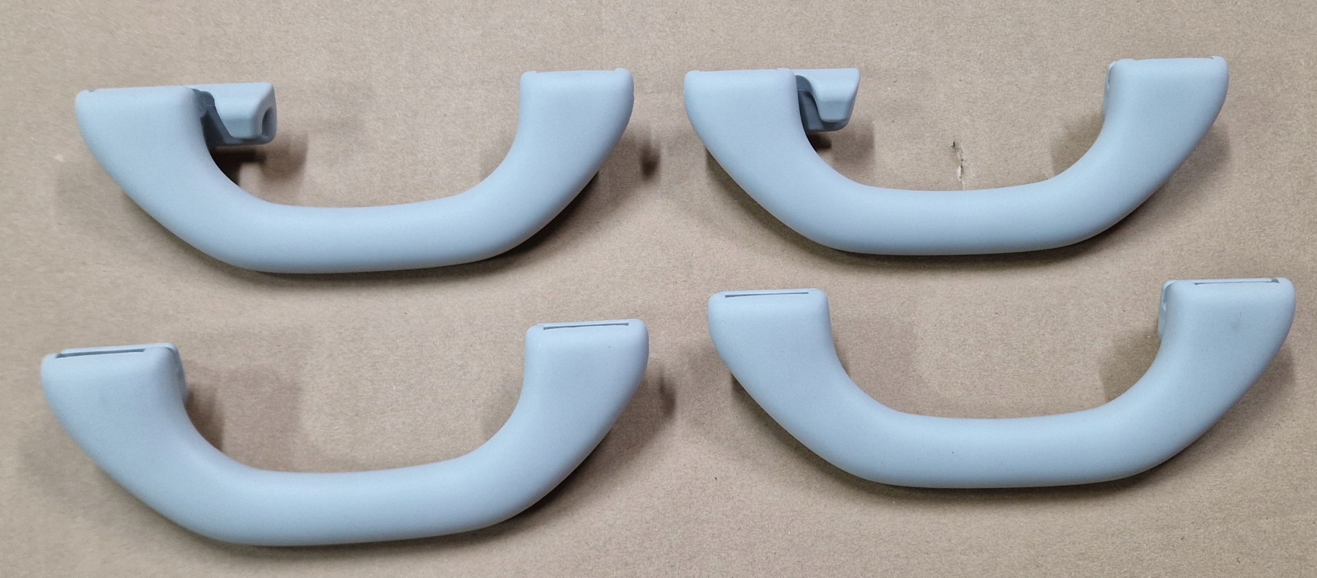 RĄCZKI PODSUFITKI VW PASSAT B8 USA 561857607C KPL