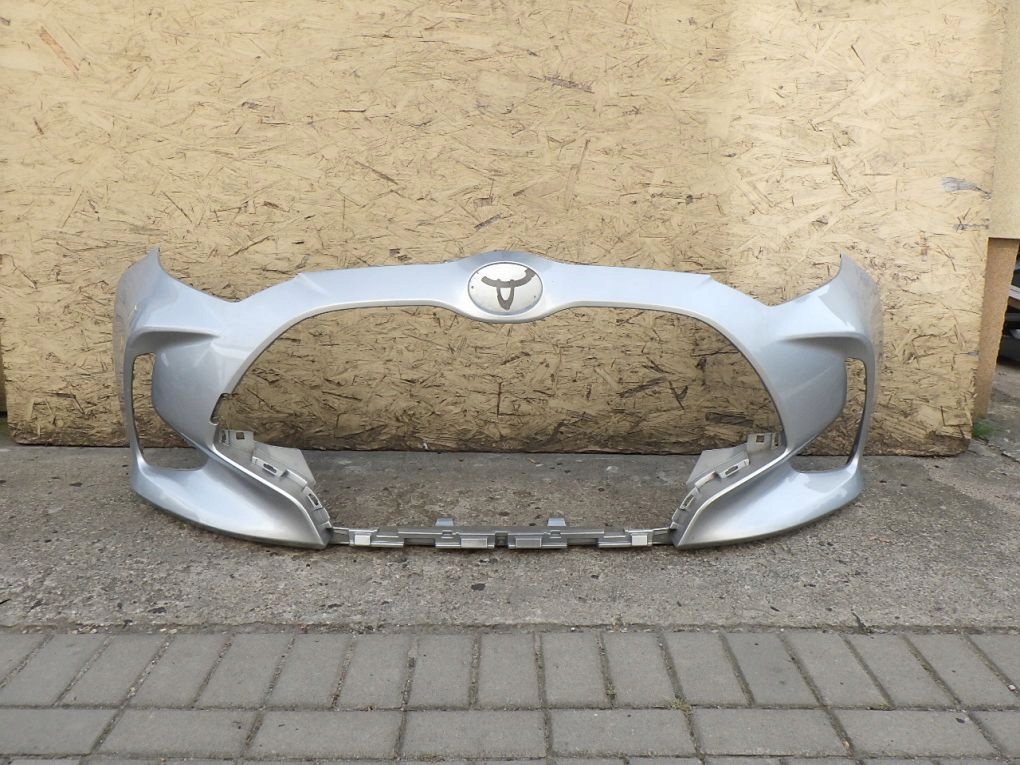 TOYOTA YARIS 4 IV 20- front bumper