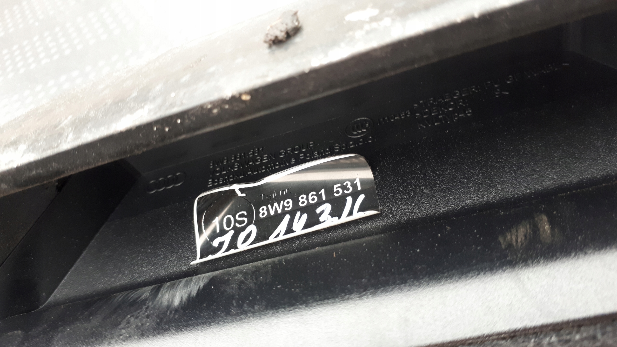 A4 B9 8W MATA mats boot KOMBI AVANT