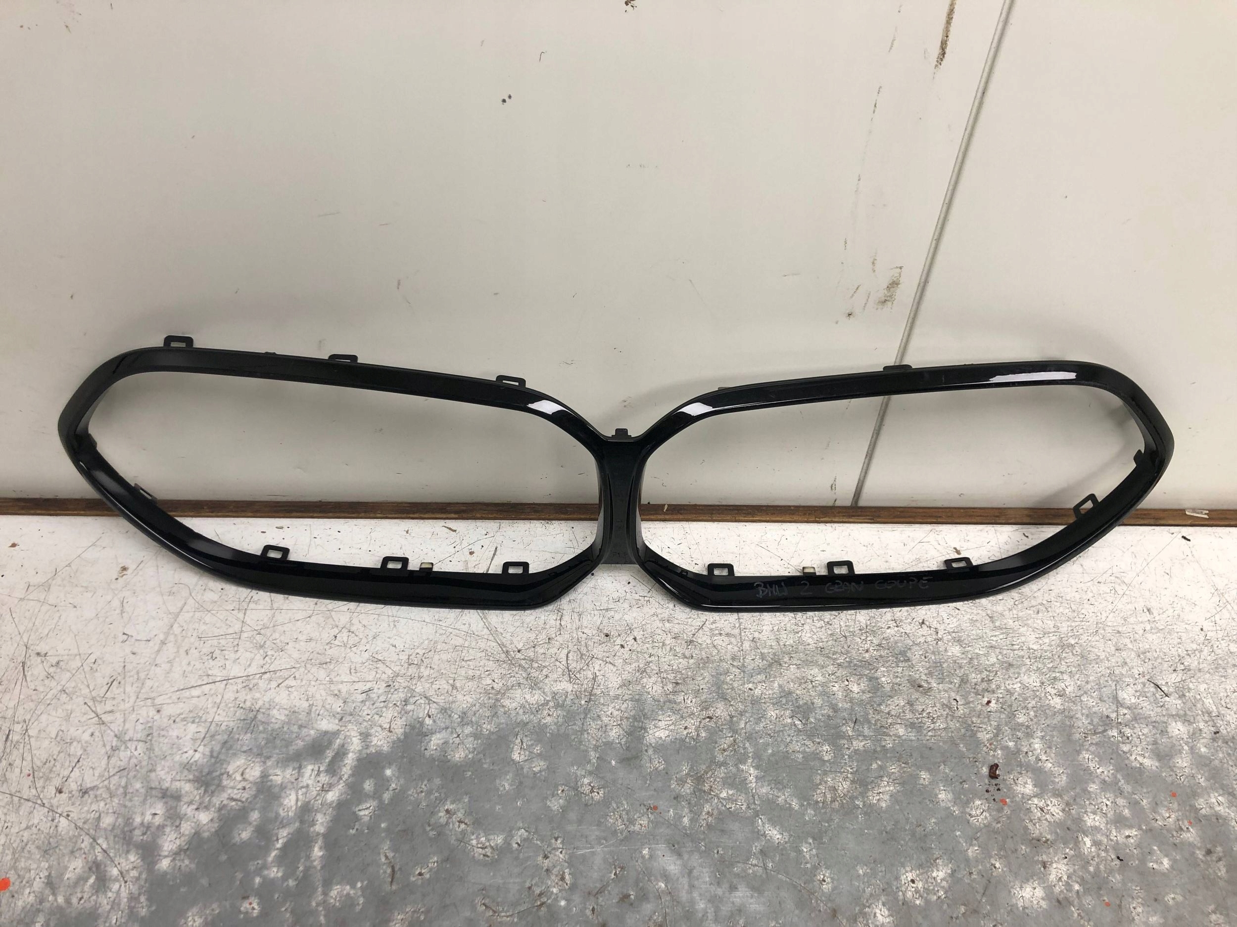 frame GRILLA BMW 2 F44 7077395