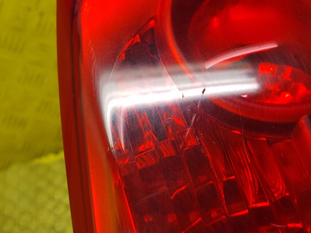 RENAULT VEL SATIS light left rear part to the bonnet 8200014362