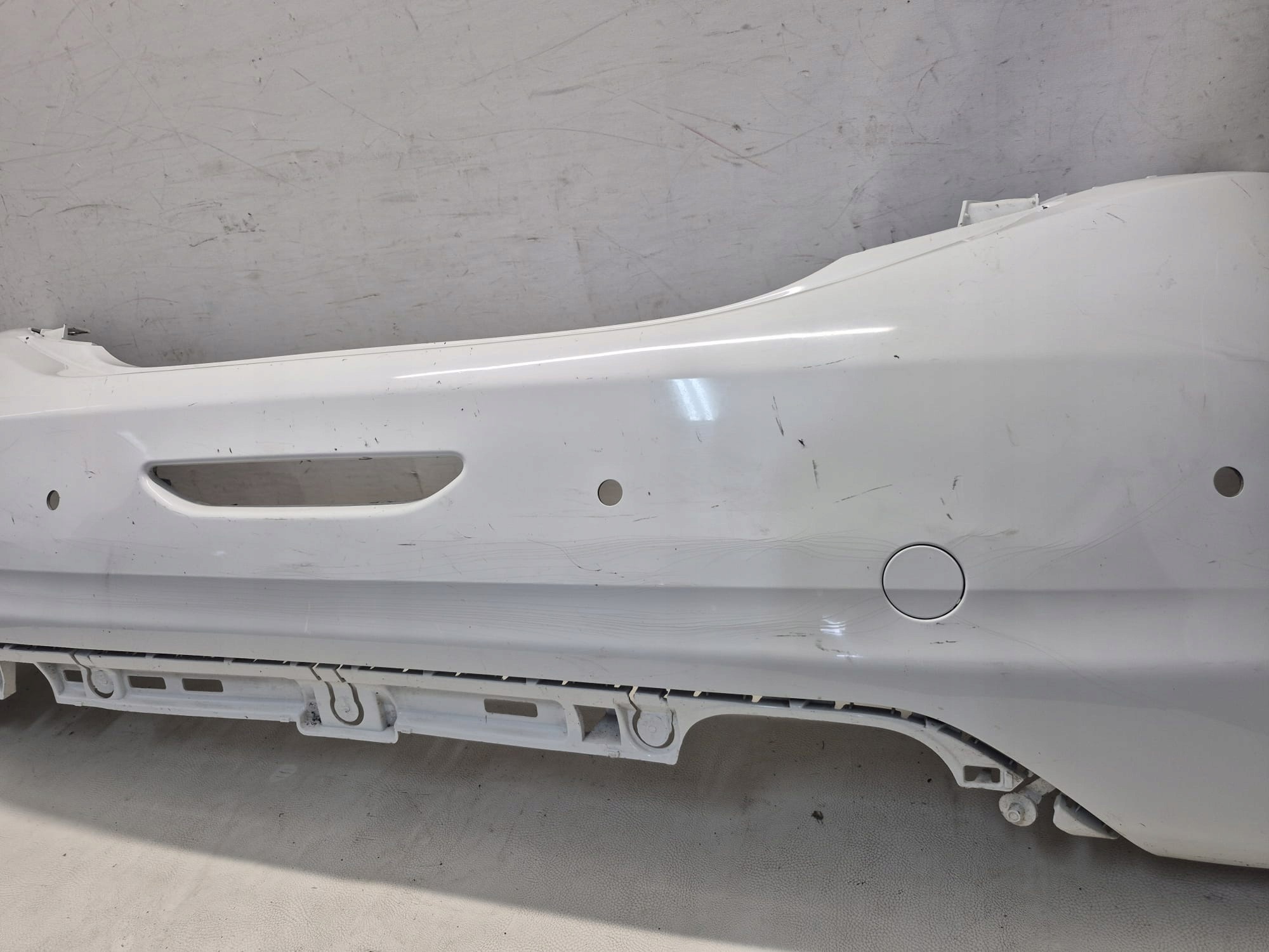 PEUGEOT 208 e 1 12-19 Paraurti posteriore posteriore PDC