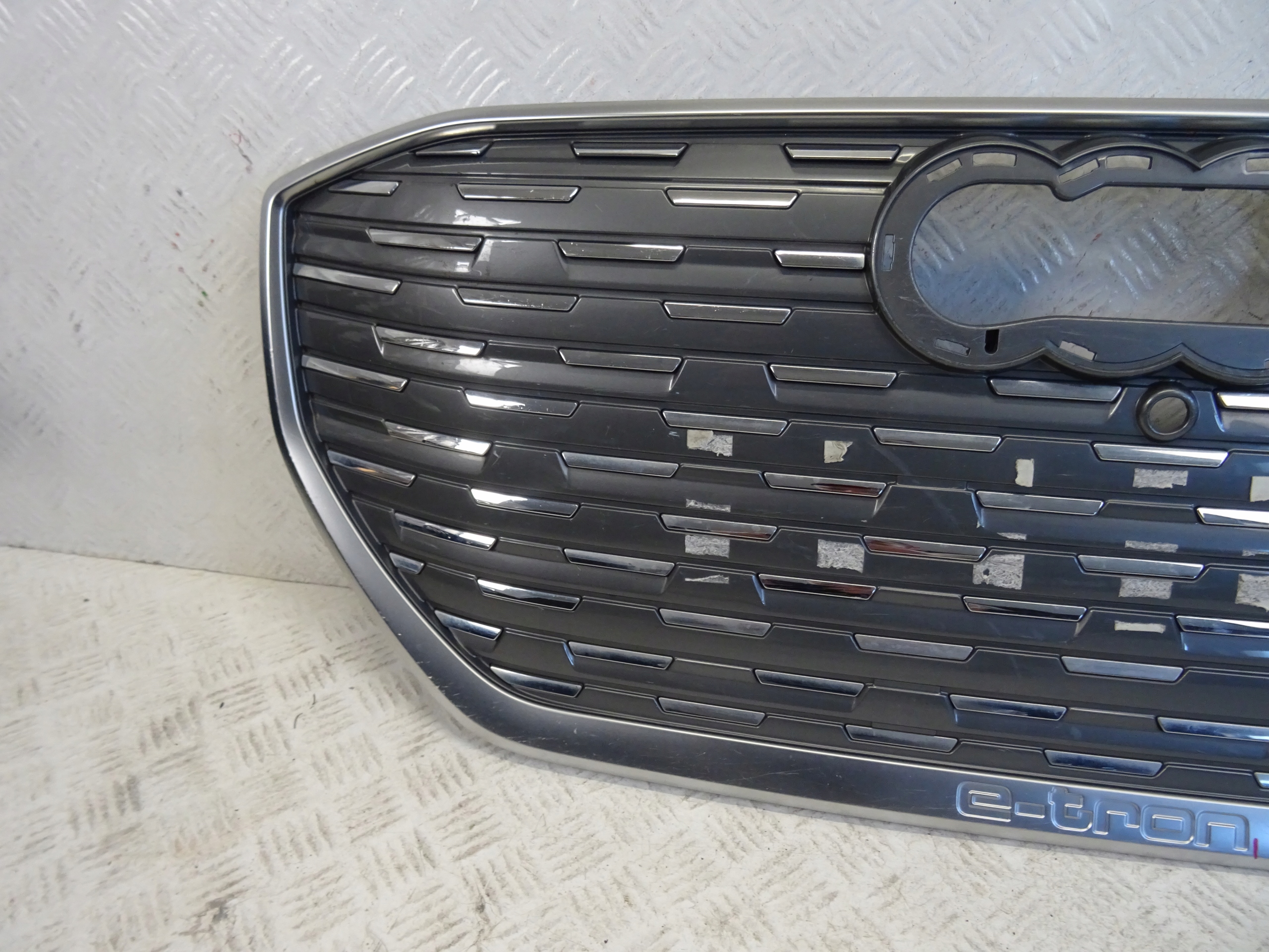 grill grille front front AUDI Q4 E-TRON 89A853651B 89A