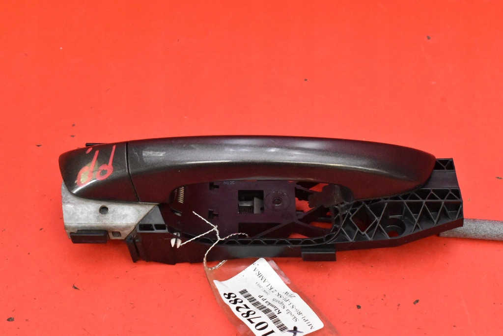 handle right front front LF8M 3T0837885E SKODA SUPERB 2 II 08-13