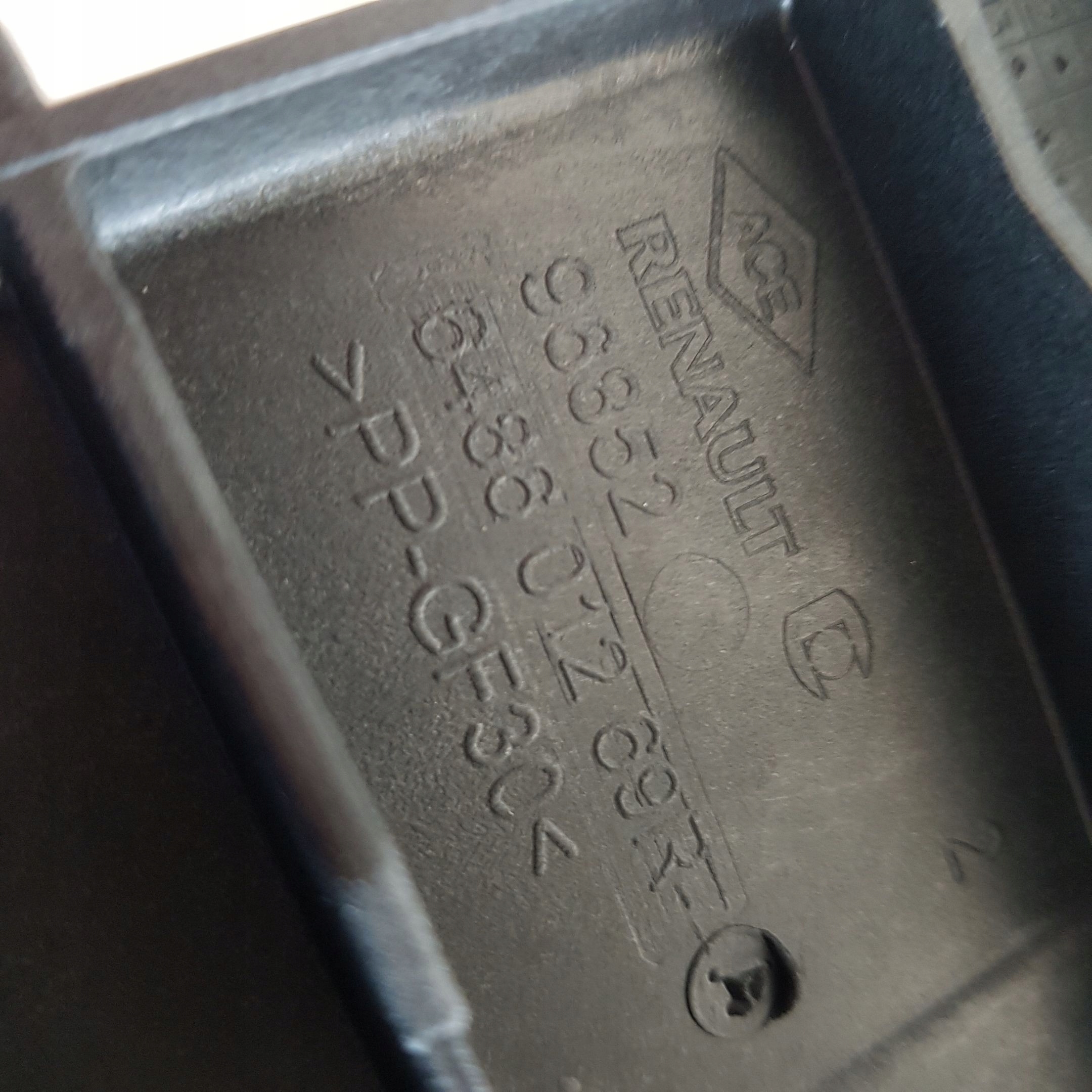 PODSTAWA AKUMULATORA RENAULT CLIO CAPTUR NOWA Parts manufacturer Renault original OE