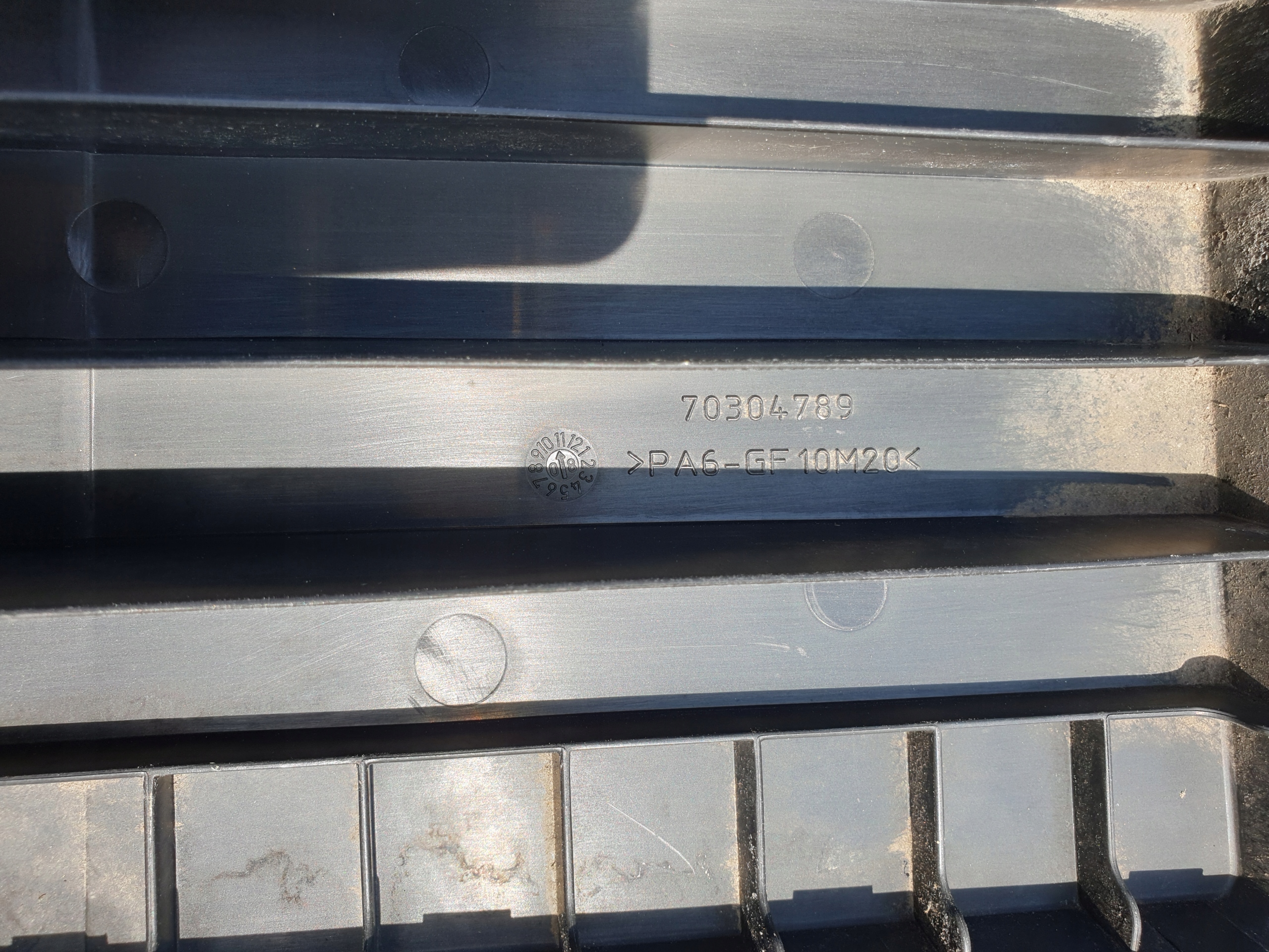 Gehäuse Abdeckung filter luft BMW 5 E60 E61 3 E90 535i 335i OE