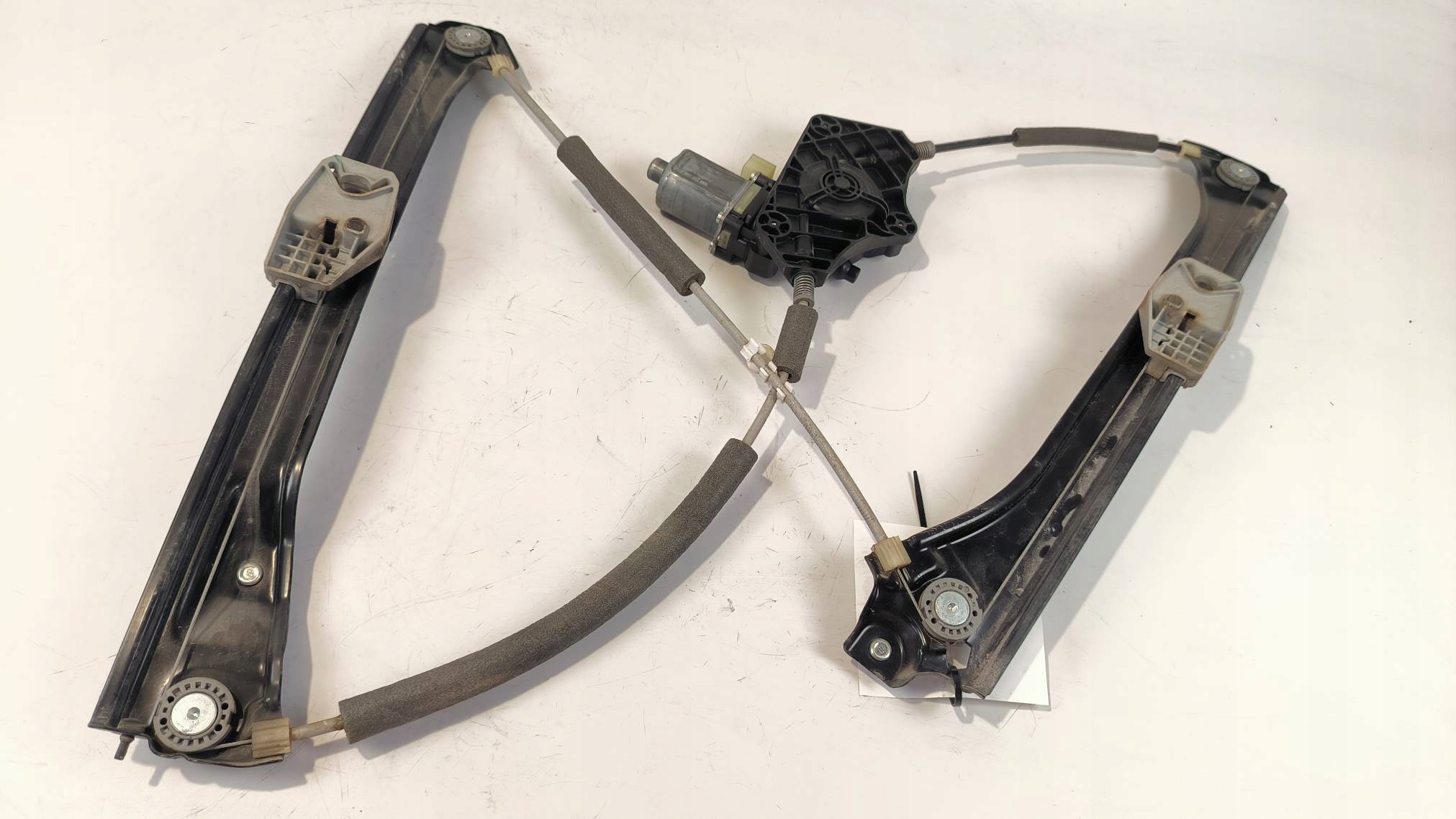 window regulator left front EU 5Q0959801B SKODA SUPERB III