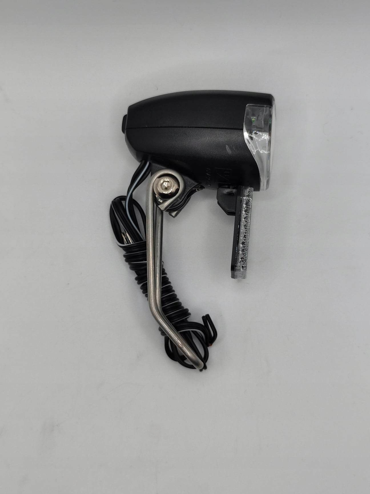 LAMPA PRZÓD NA PRĄDNICE JY-7093 CZUJNIK ZMIERZCHU Model przód dynamo piasta 30 lux