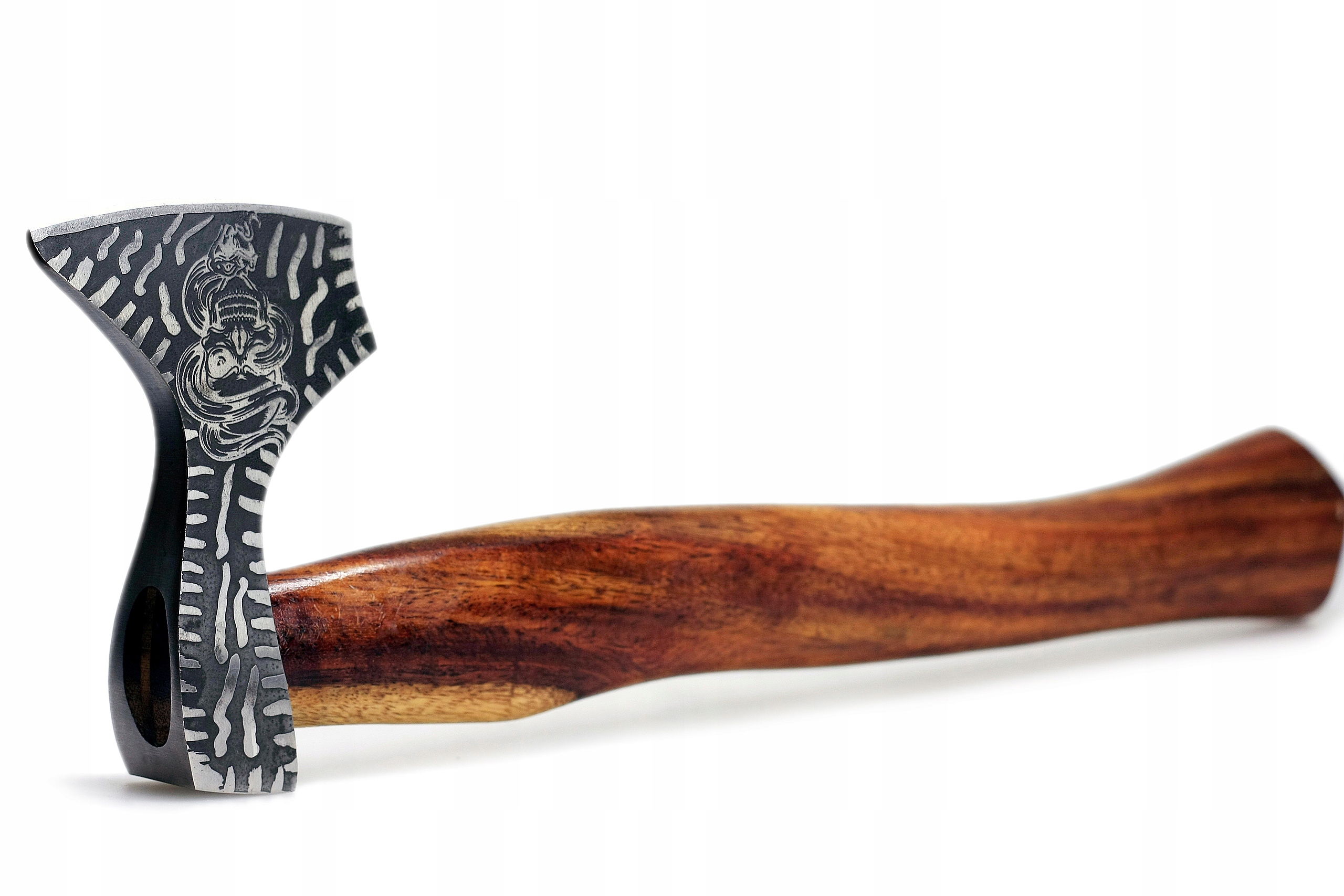 Siekiera topór myśliwski stal węglowa Alistar etui Marka inna