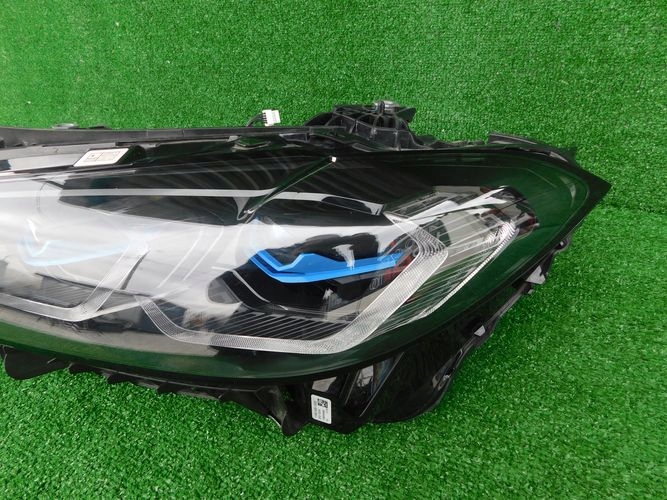 BMW 4 M3 G22 G23 LASER BLACK reflektor left