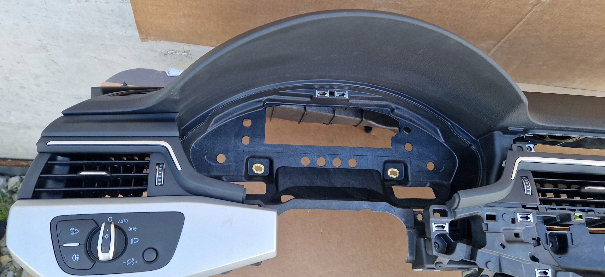 Console Airbag Ceinture de sécurité avant AUDI A5 8W LIFT Original Complète Comme Neuf