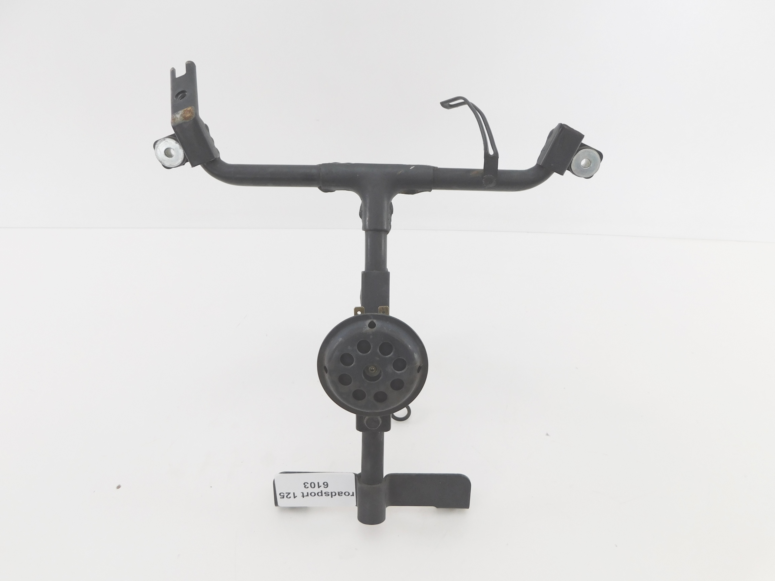 DAELIM ROADSPORT 125 СТОЙКА НАВЕСА ПЕРЕДНЯЯ