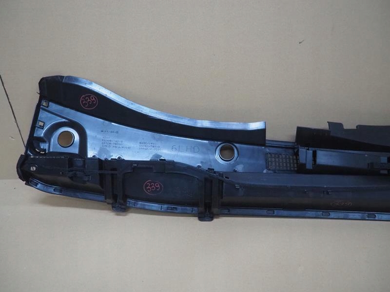 PODSZYBIE LEXUS NX Numer katalogowy części 5570878010