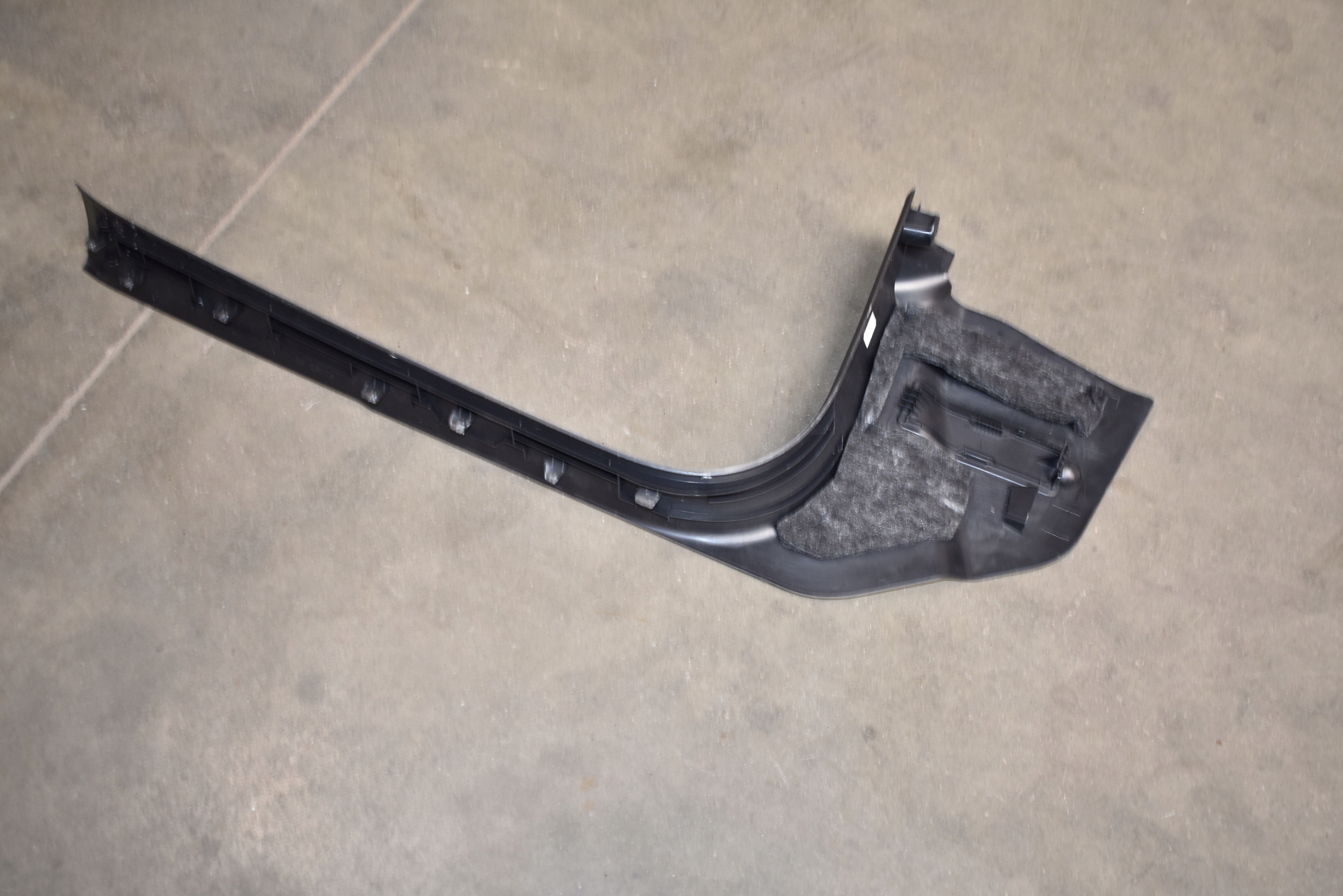 IDEALNA cover cap threshold right MERCEDES W167 1