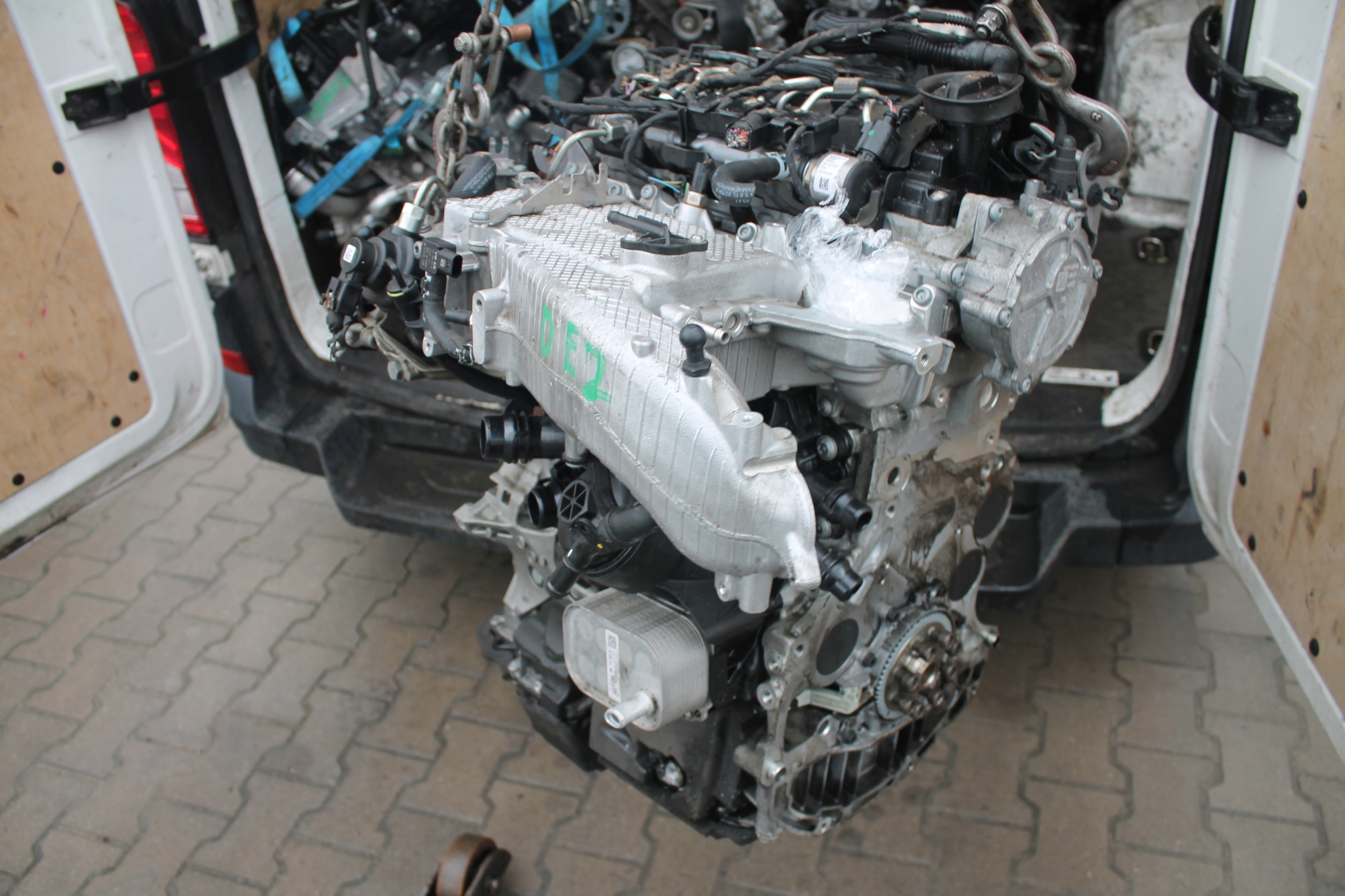 engine complete AUDI 2.0 TDI DEZ 35TYS KM without TURBO