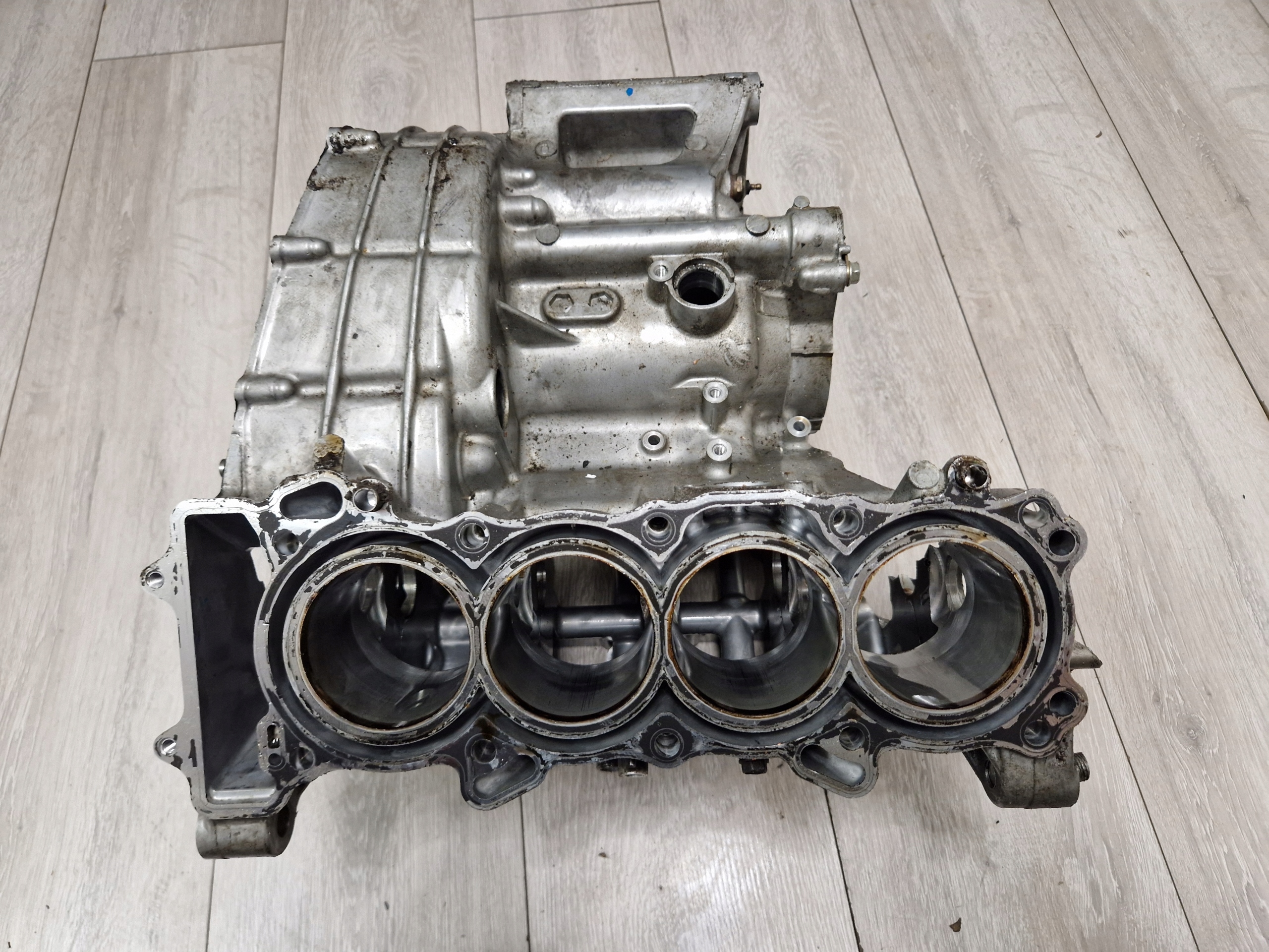 HONDA CBR 600 RR PC37 SILNIK BLOK KARTER 03-06