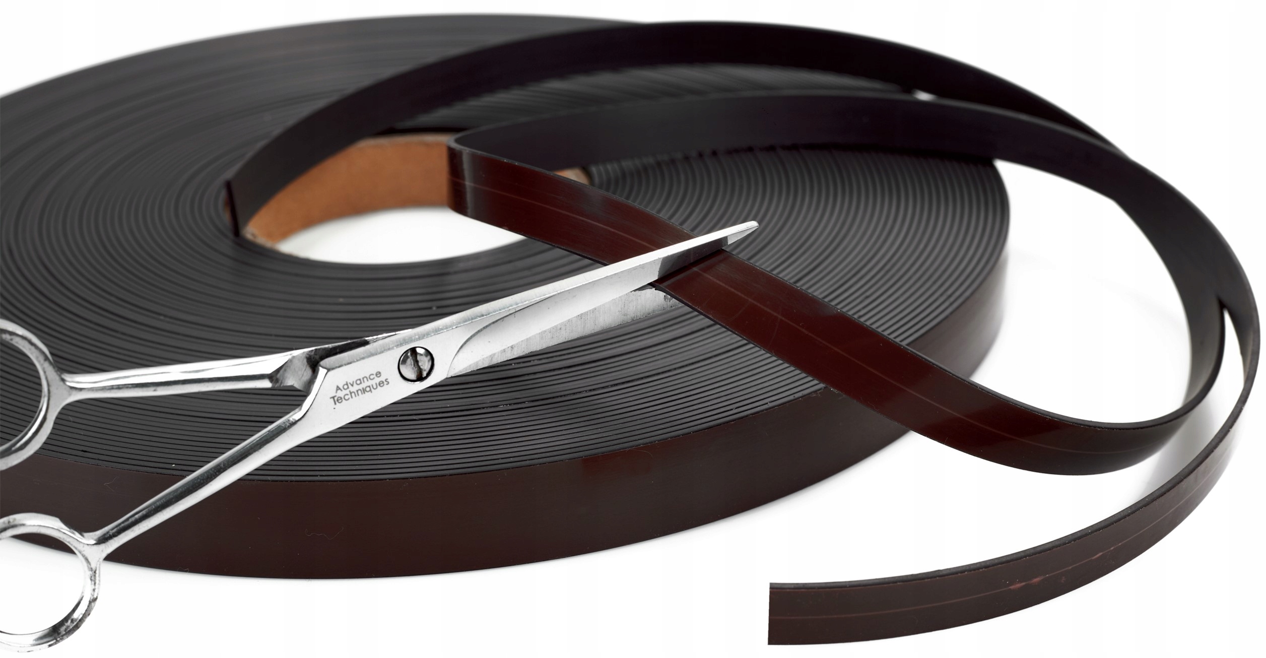 PASEK MAGNETYCZNY NA LODÓWKĘ MOCNA TAŚMA Z MAGNESEM 19 MM - 1,5 MM - 5 M