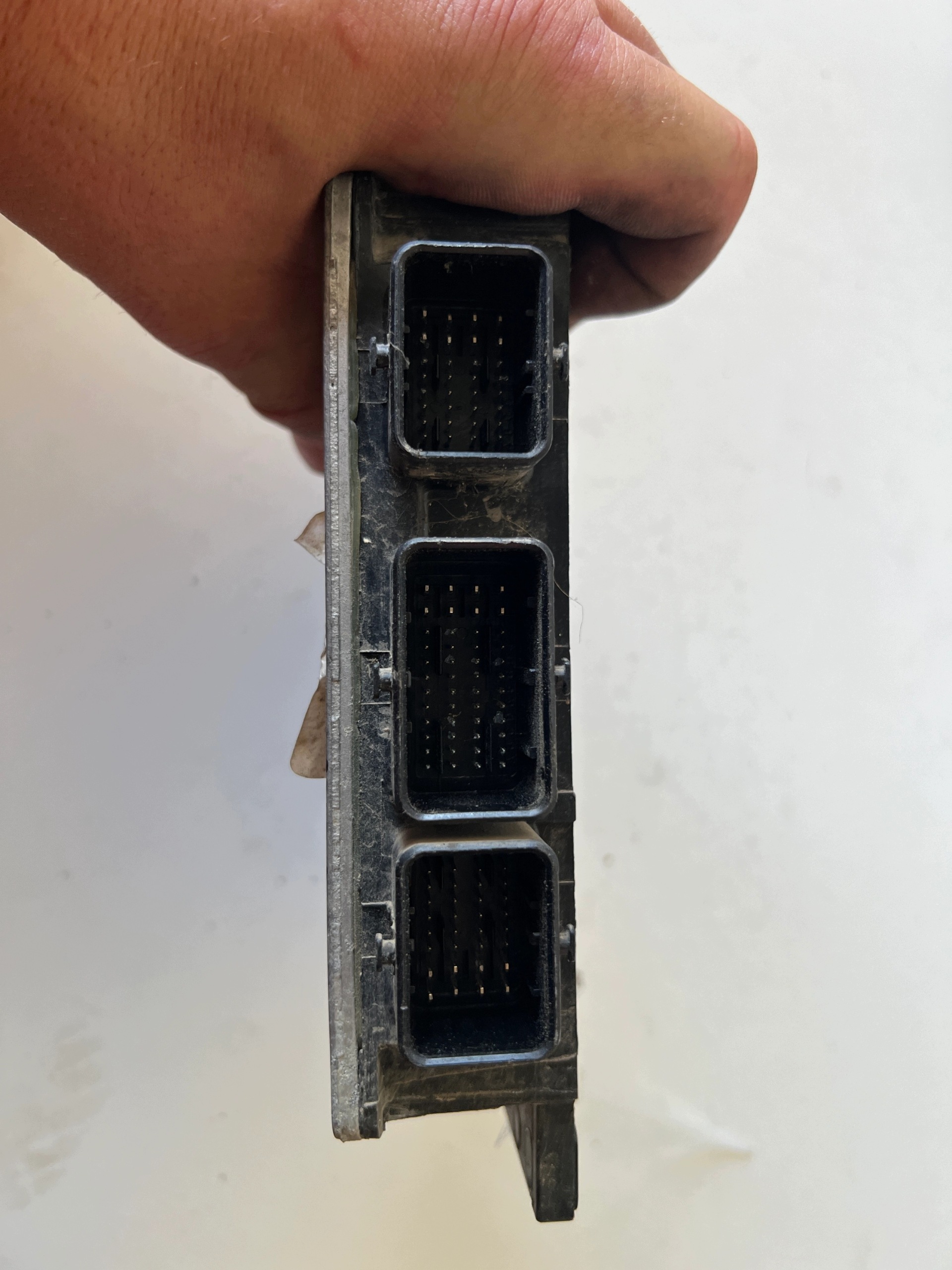 RENAULT KANGOO 8200909666 212054629 86923297 R0410B041C ECU computer ORYGIN