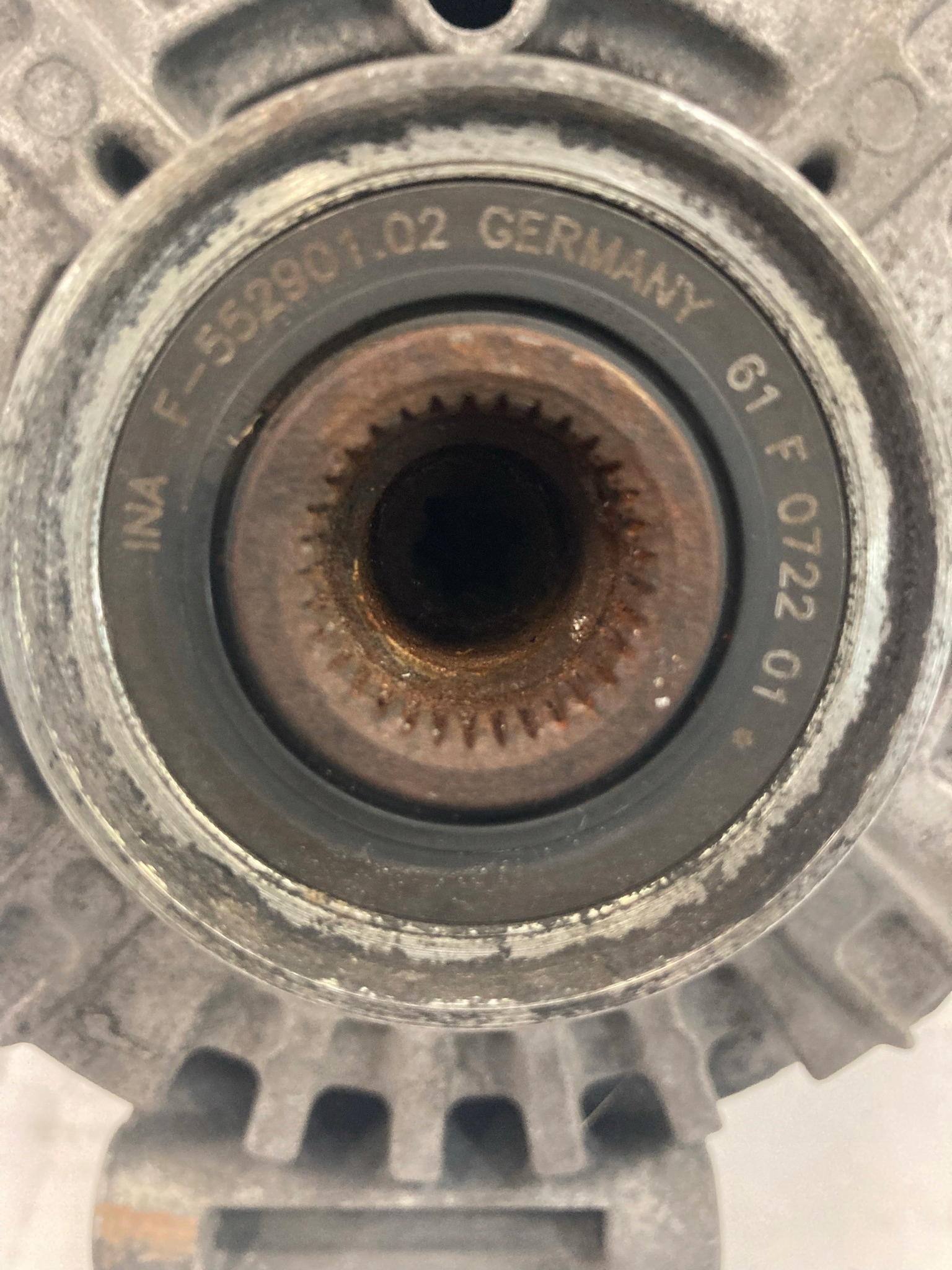 SPRINTER 906 06- 2.2 CDI 651 ALTERNATOR DEMONTAZ