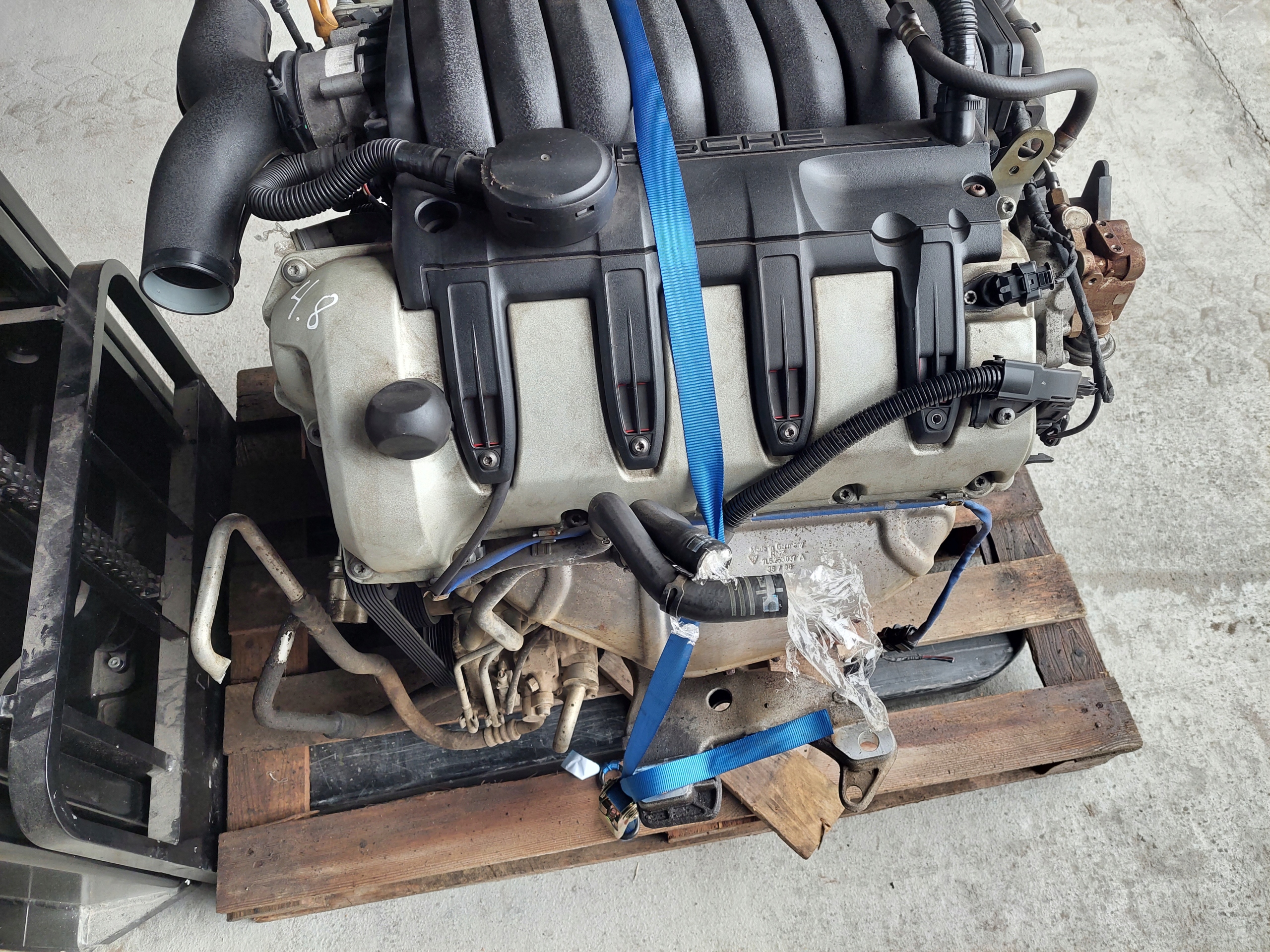 engine complete M48 M 48.01 PORSCHE CAYENNE and 7L LIFT 4.8 V8