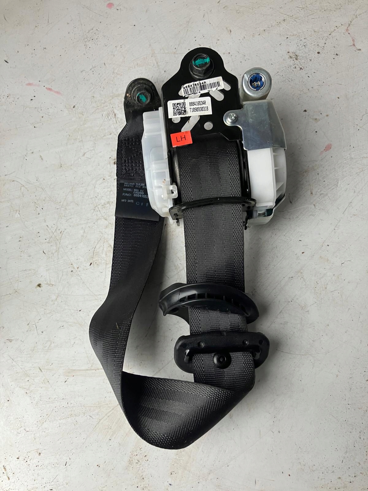 ремень безопасности Dacia SPRING 888416534R