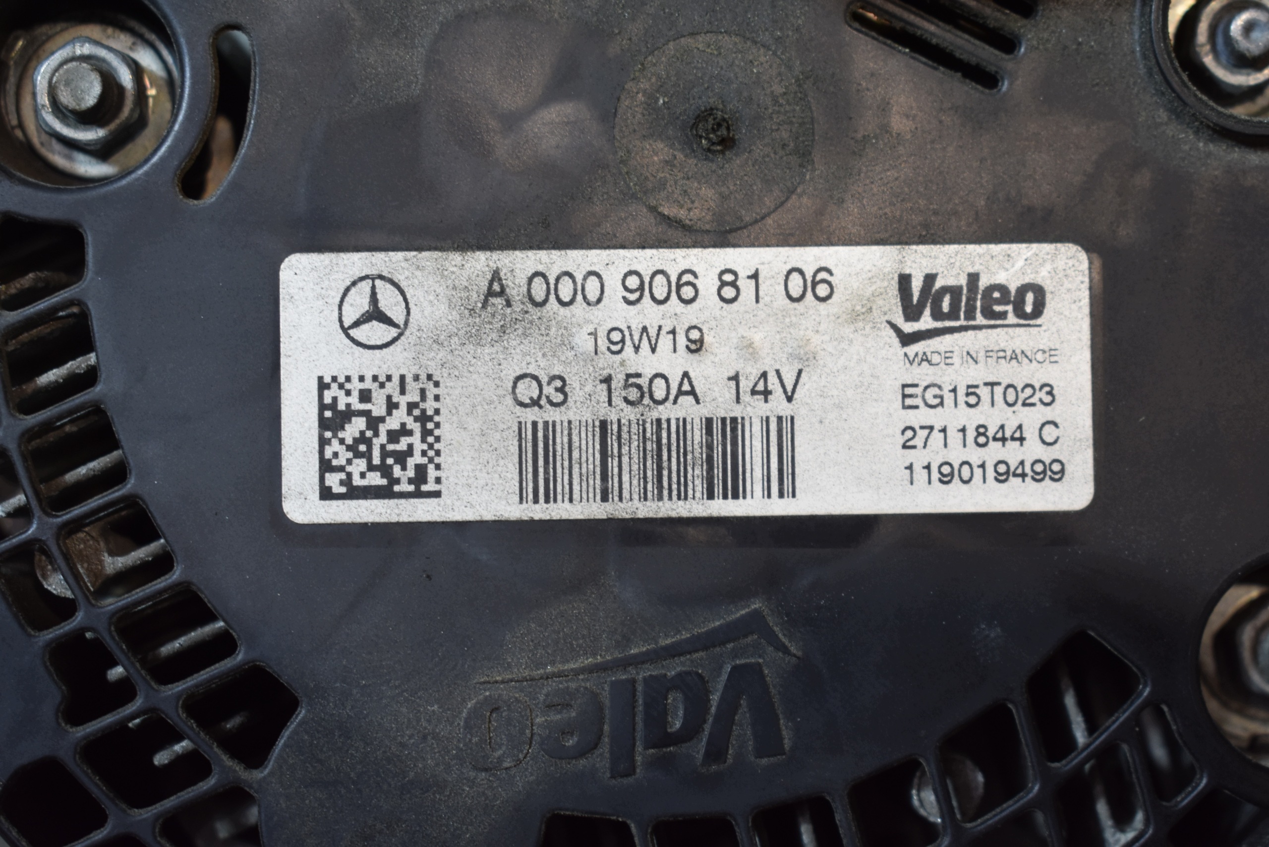 ALTERNATOR 150A 14V MERCEDES W177 1