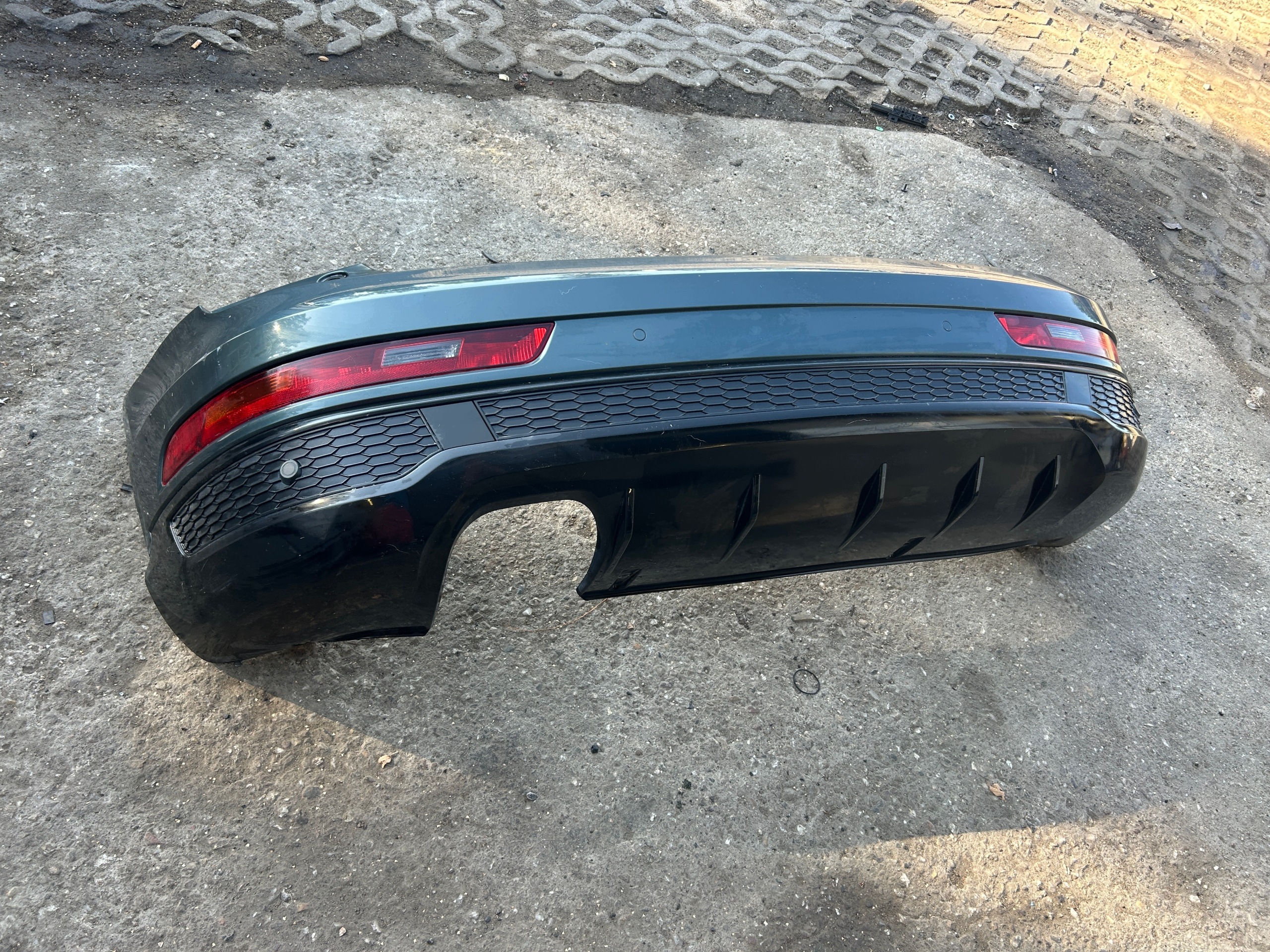AUDI Q3 8U LIFT S-LINE bumper rear complete LX6T