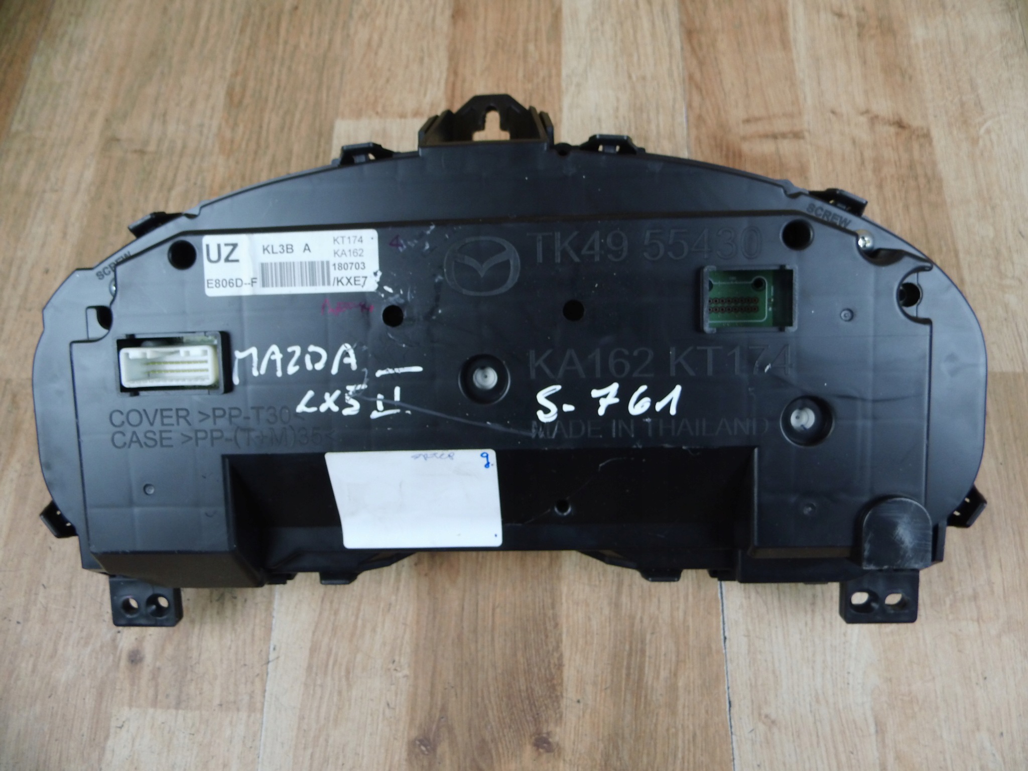Mazda CX-5 II KF 2.0 BENZ dials KL3B A >