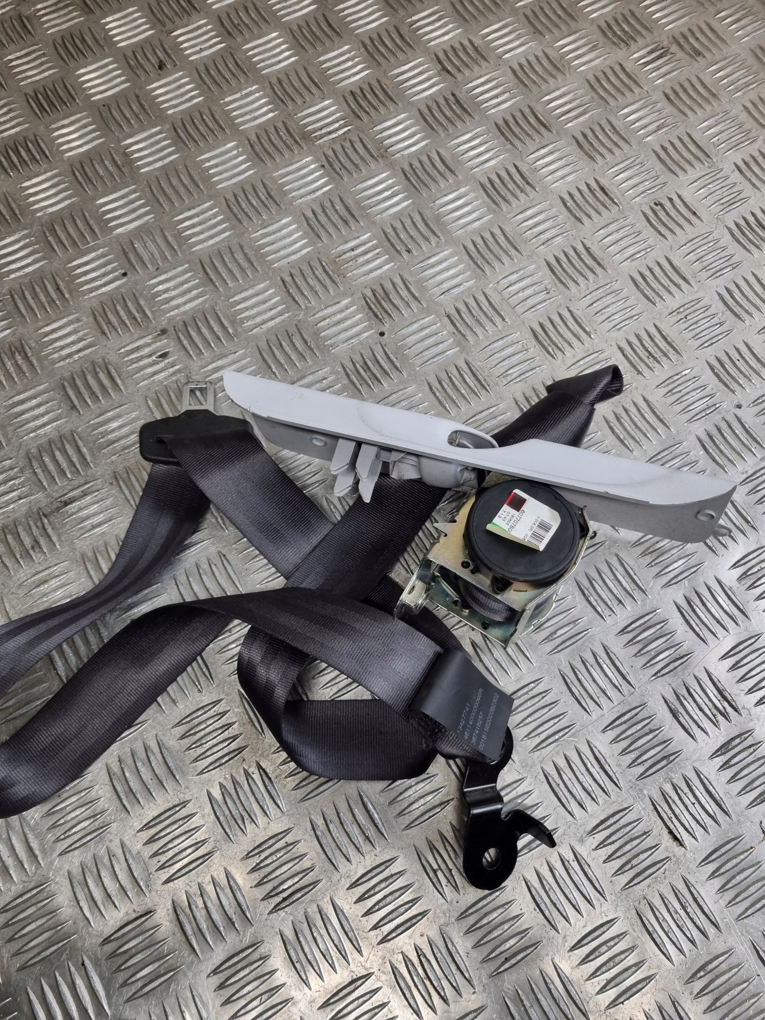 seat belt right front OPEL CORSA E